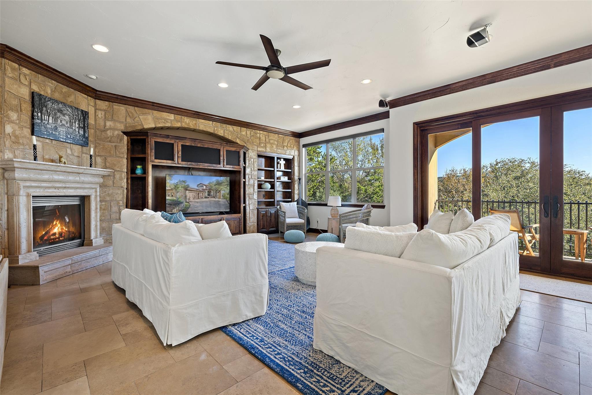 23617 Indian Divide Cv, Spicewood, TX 78669