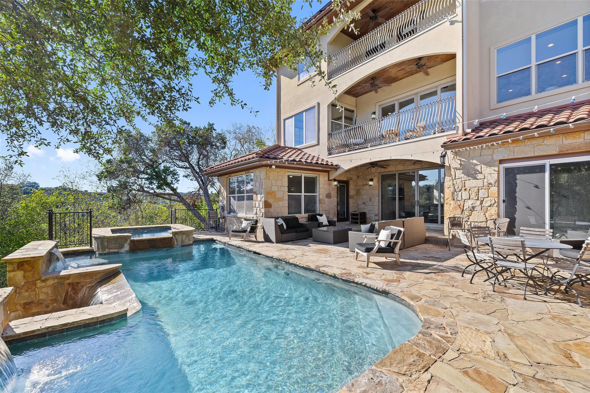 23617 Indian Divide Cv, Spicewood, TX 78669