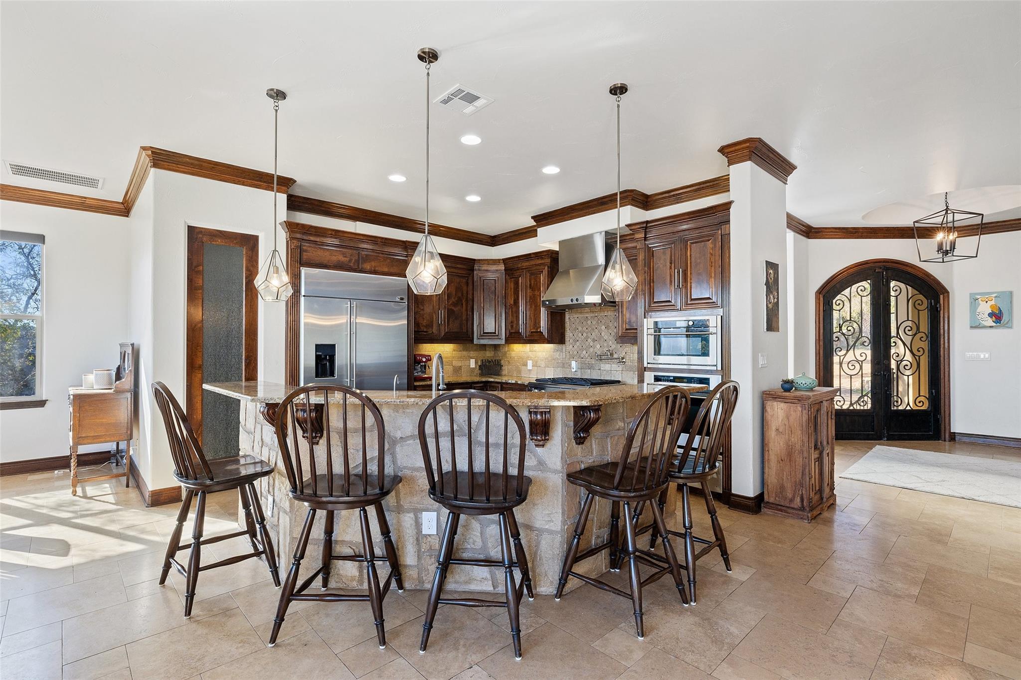 23617 Indian Divide Cv, Spicewood, TX 78669