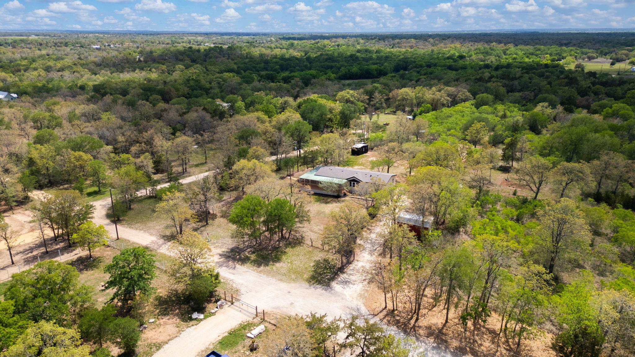 340 Red Hawk Dr, Dale, TX 78616