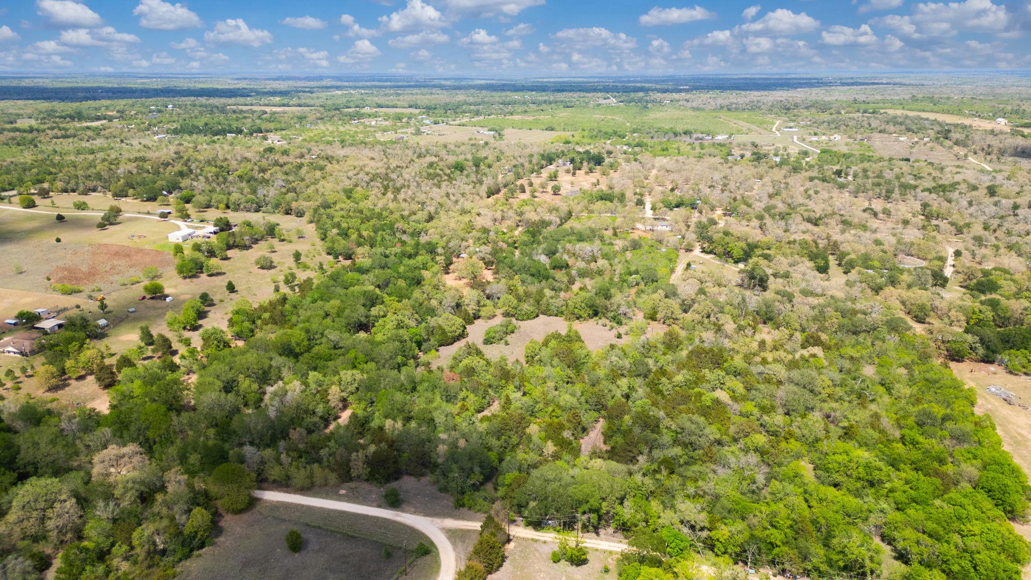 340 Red Hawk Dr, Dale, TX 78616