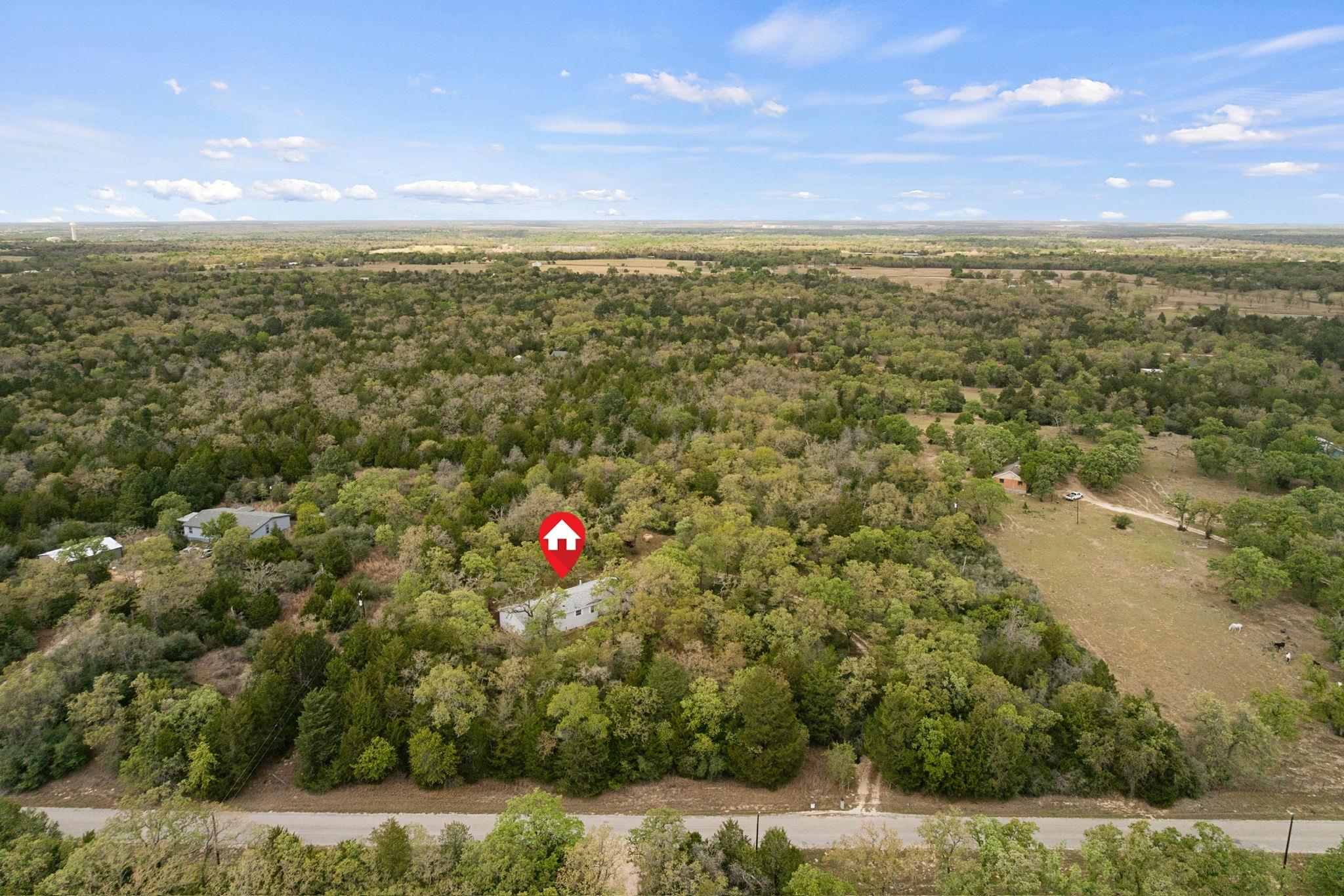 1319 County Road C, Lexington, TX 78947