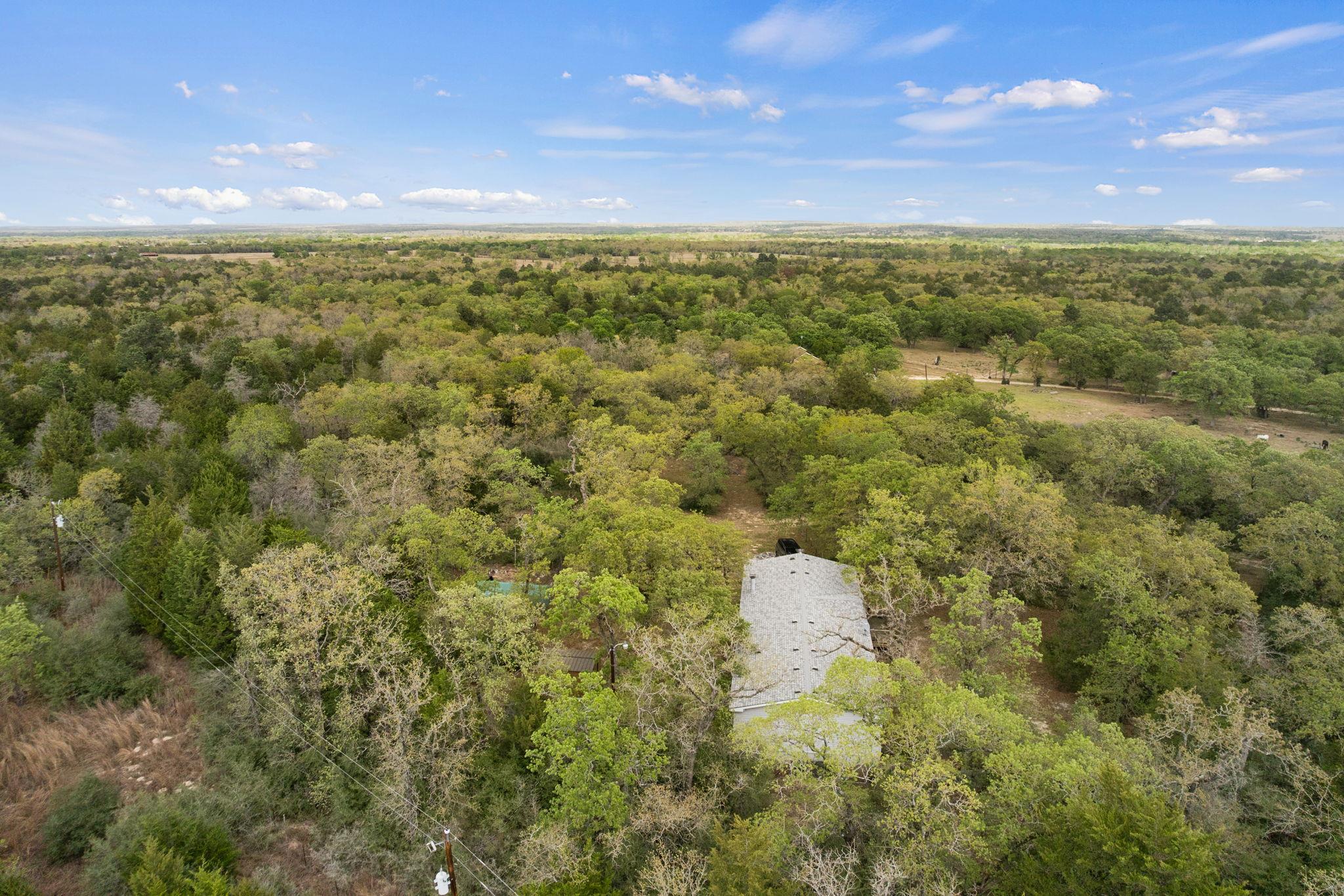 1319 County Road C, Lexington, TX 78947