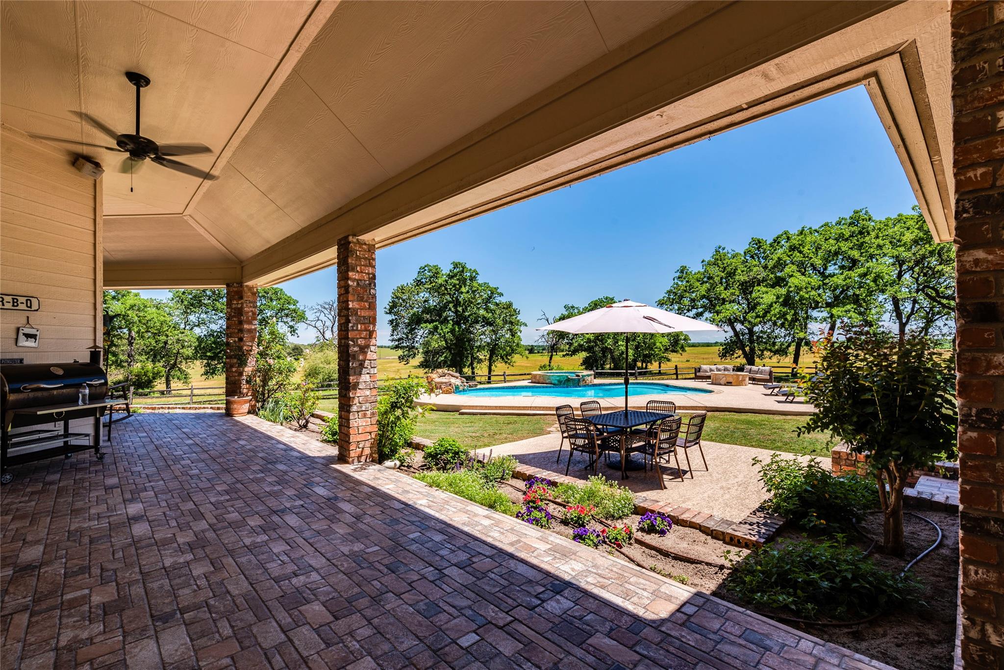 17270 FM 112, Thrall, TX 76578