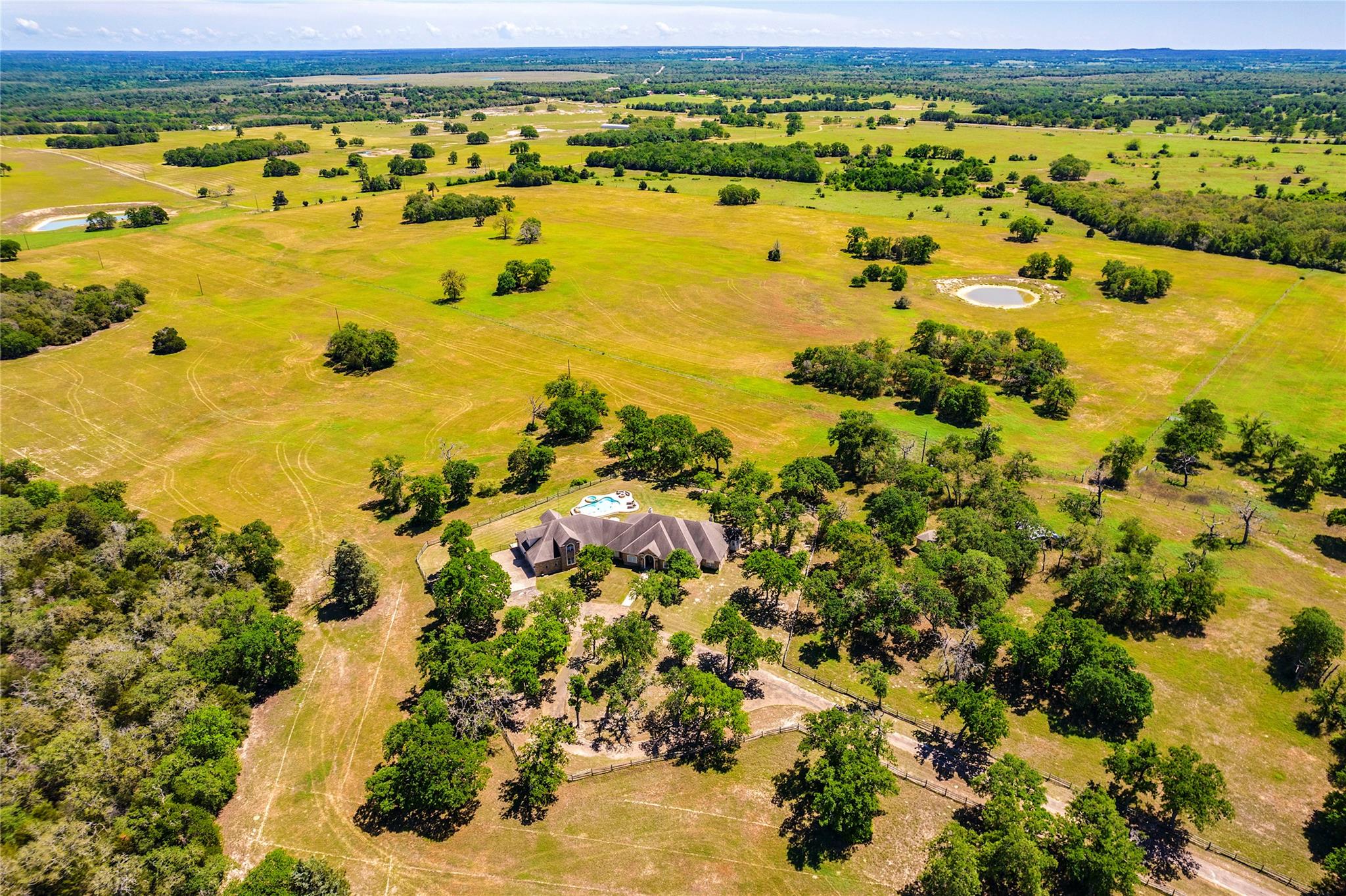 17270 FM 112, Thrall, TX 76578