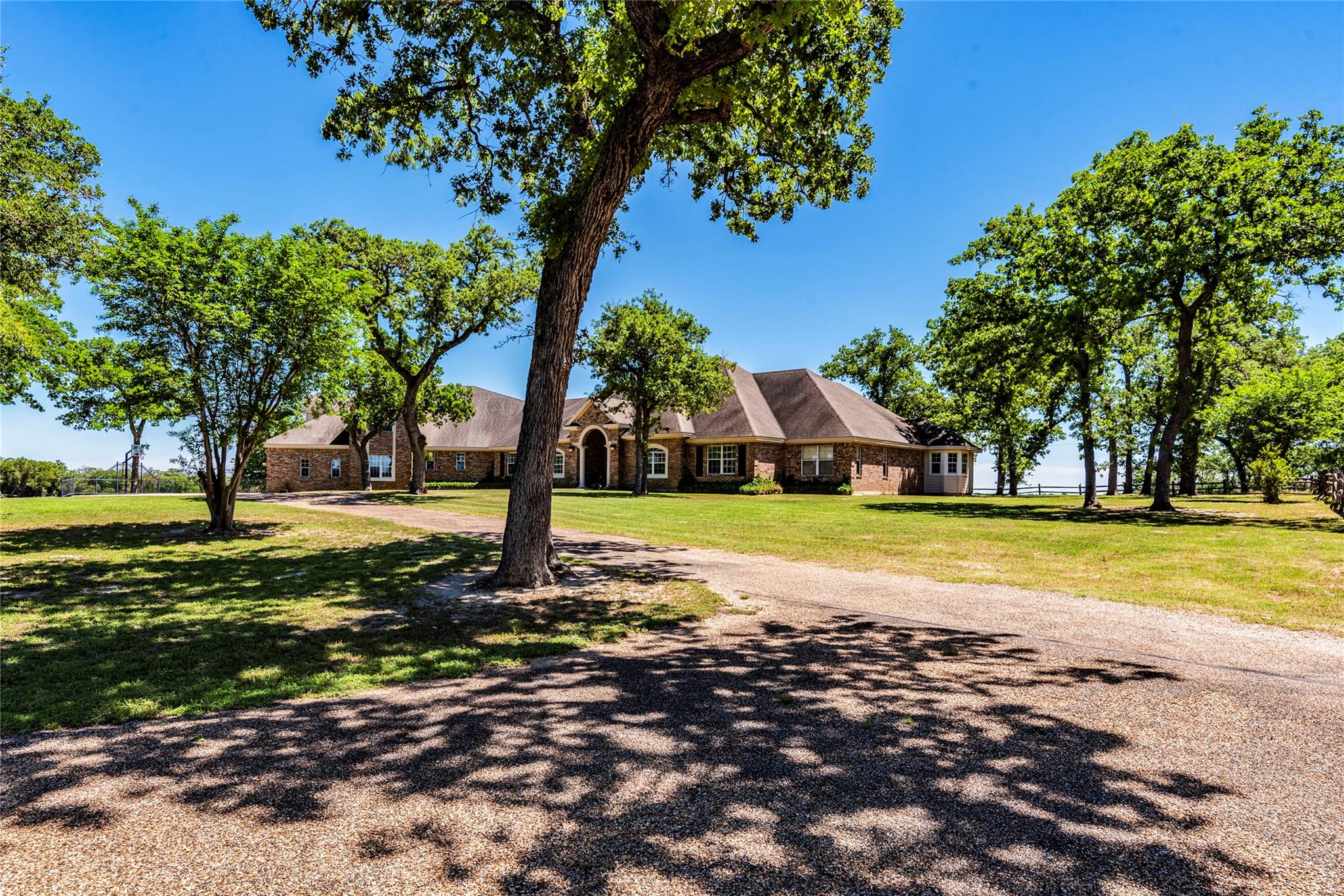 17270 FM 112, Thrall, TX 76578