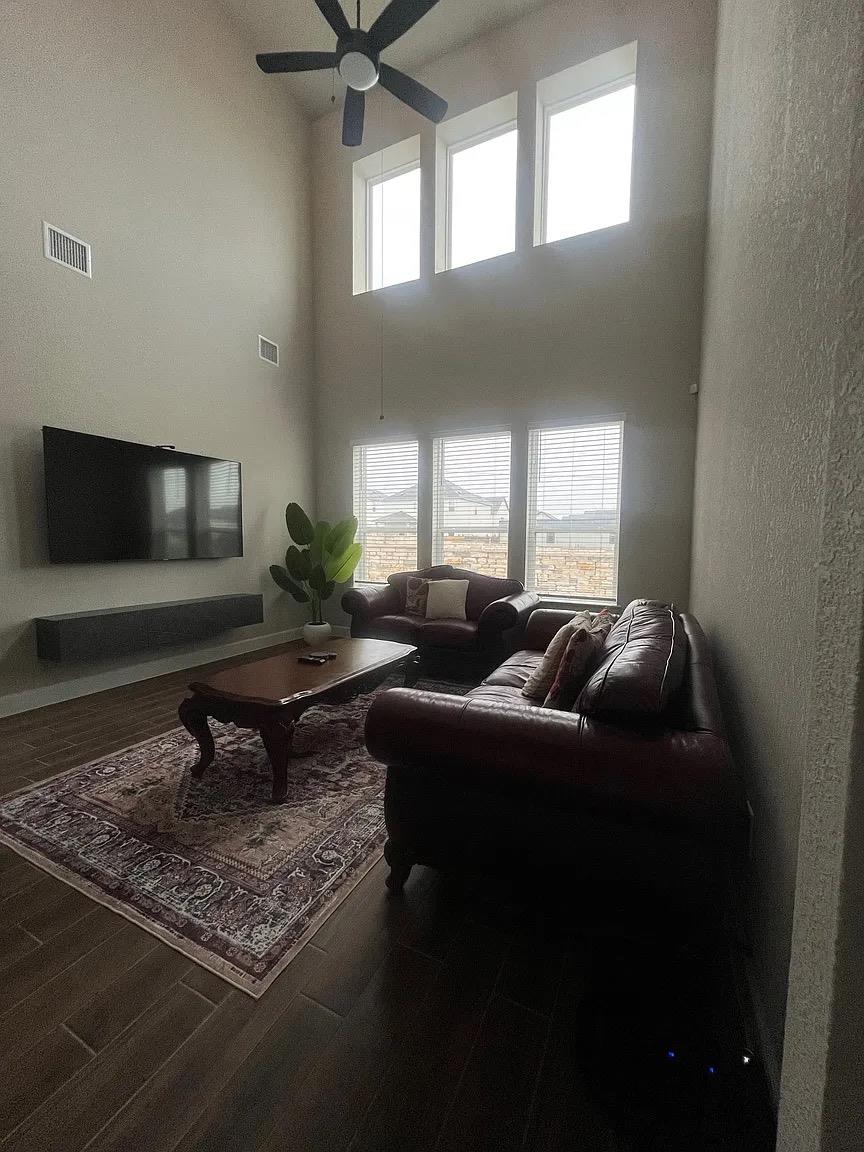 11802 Hurricane Haze Dr, Austin, TX 78747