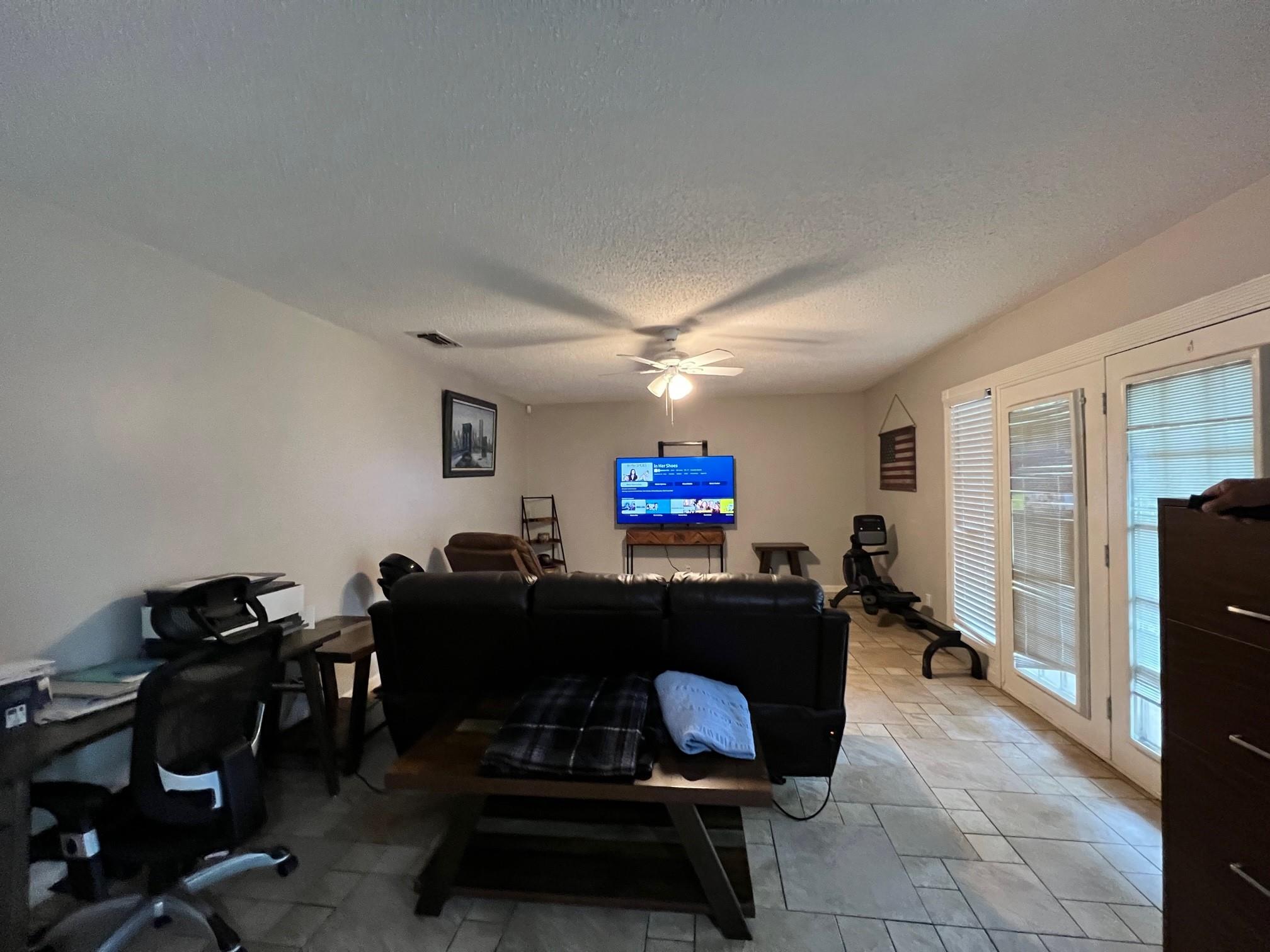 1708 Stanley Dr, Austin, TX 78745