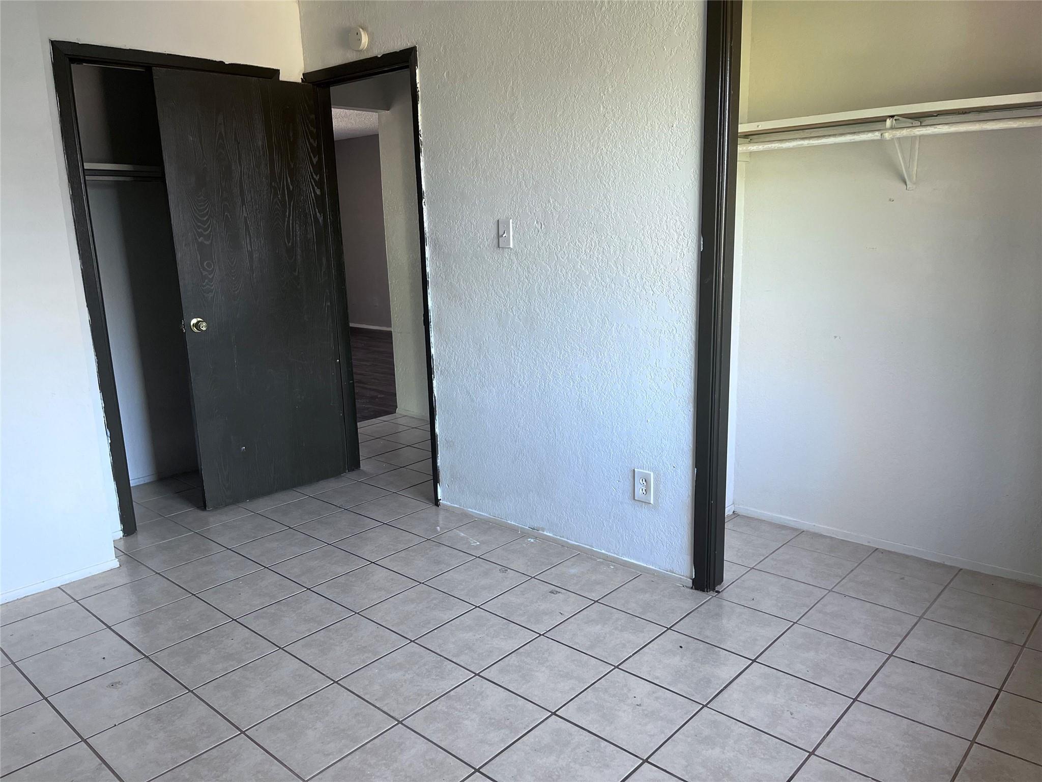 4910 Pepper Ln # D, Austin, TX 78744