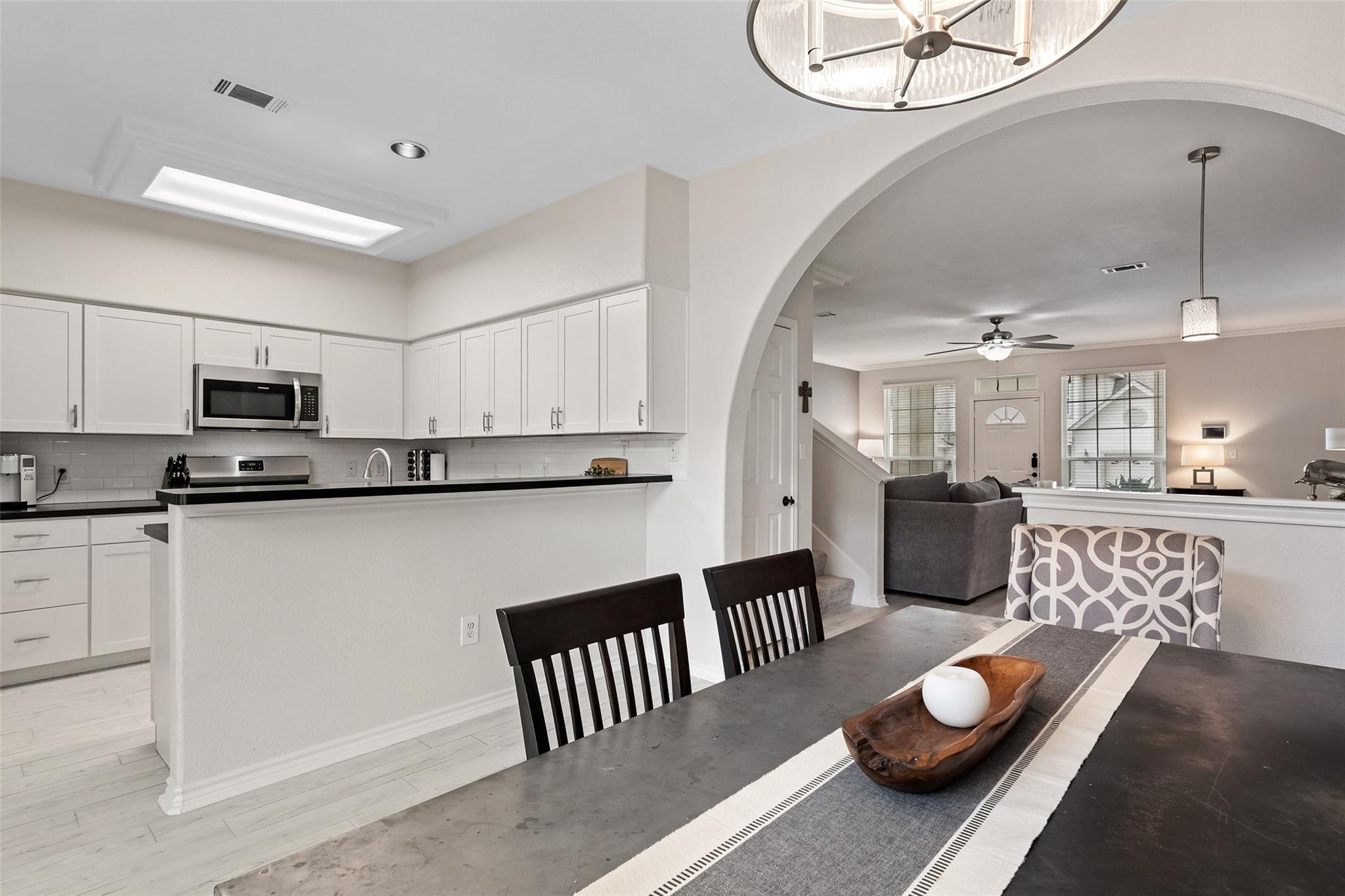 12213 Abbey Glen Ln, Austin, TX 78753