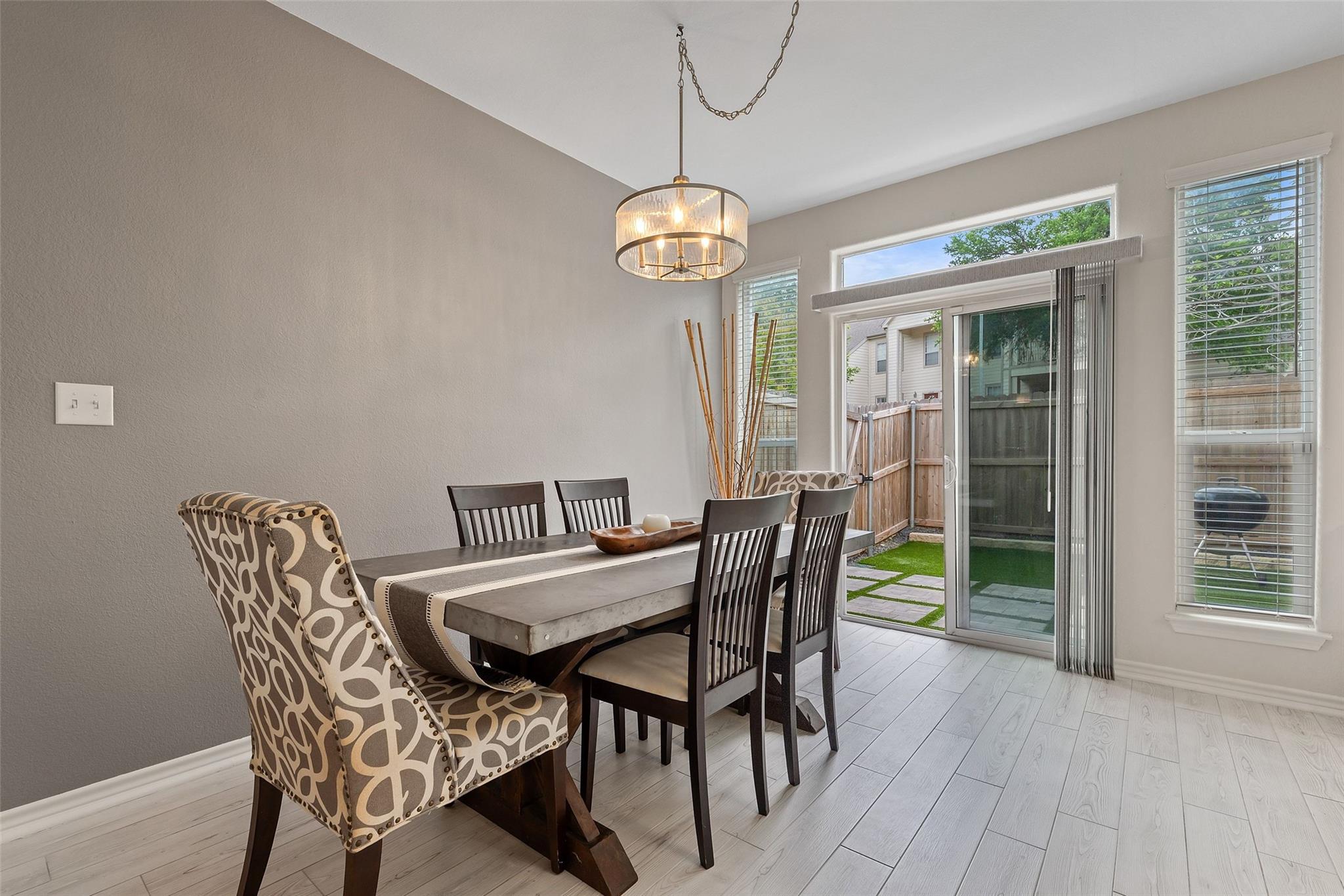 12213 Abbey Glen Ln, Austin, TX 78753