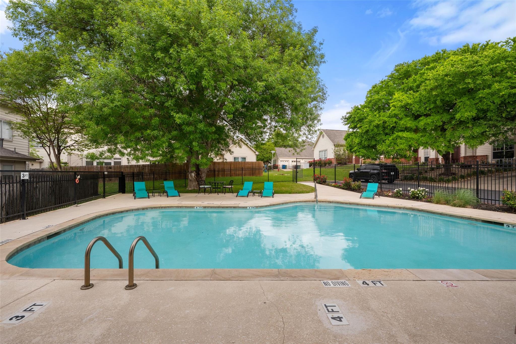 12213 Abbey Glen Ln, Austin, TX 78753