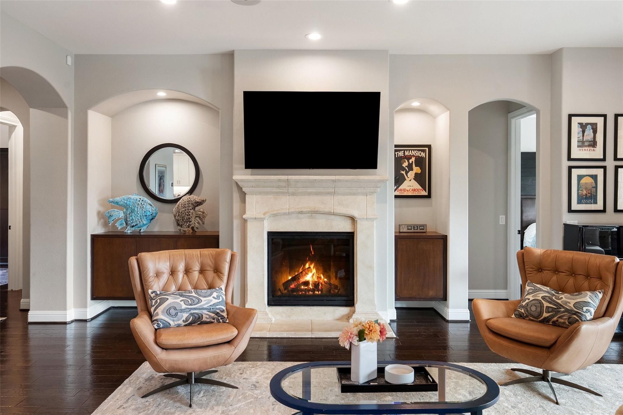 215 Rocky Coast Dr, Lakeway, TX 78738