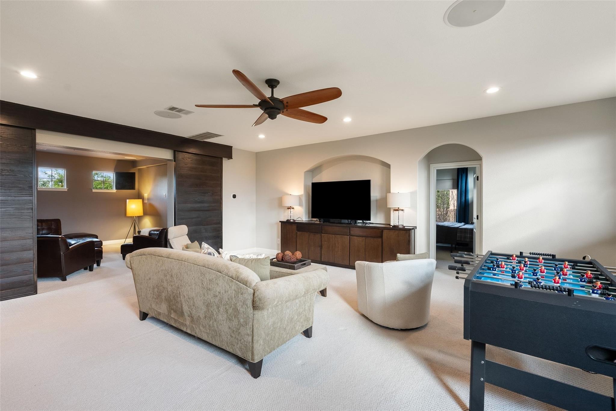 215 Rocky Coast Dr, Lakeway, TX 78738