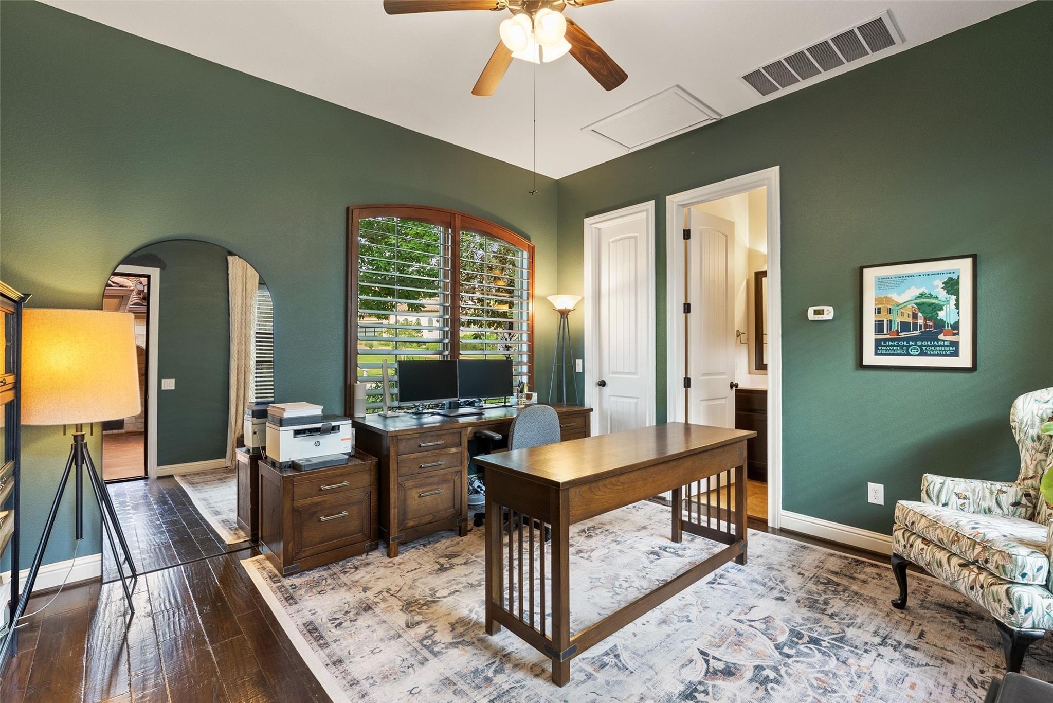 215 Rocky Coast Dr, Lakeway, TX 78738