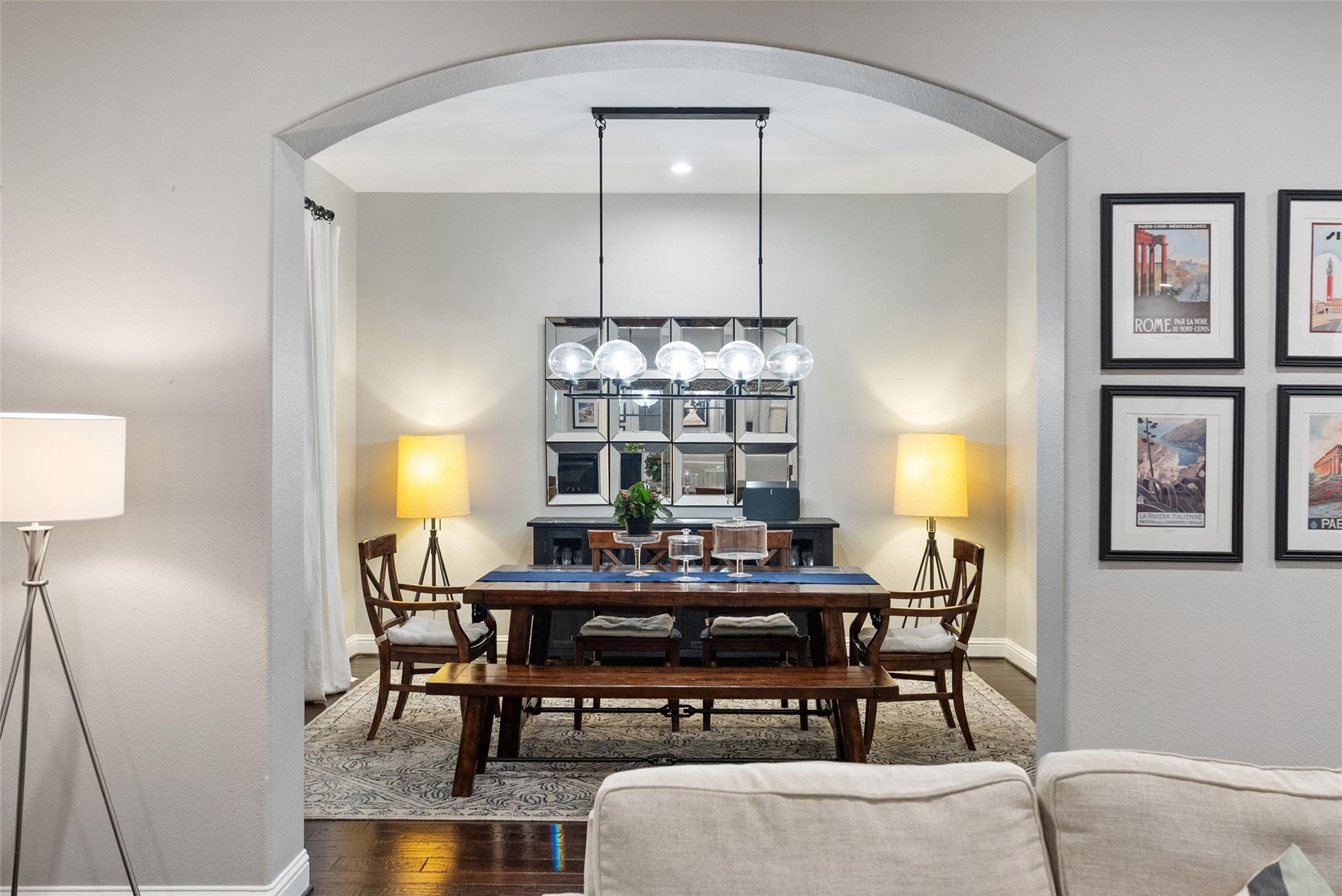 215 Rocky Coast Dr, Lakeway, TX 78738