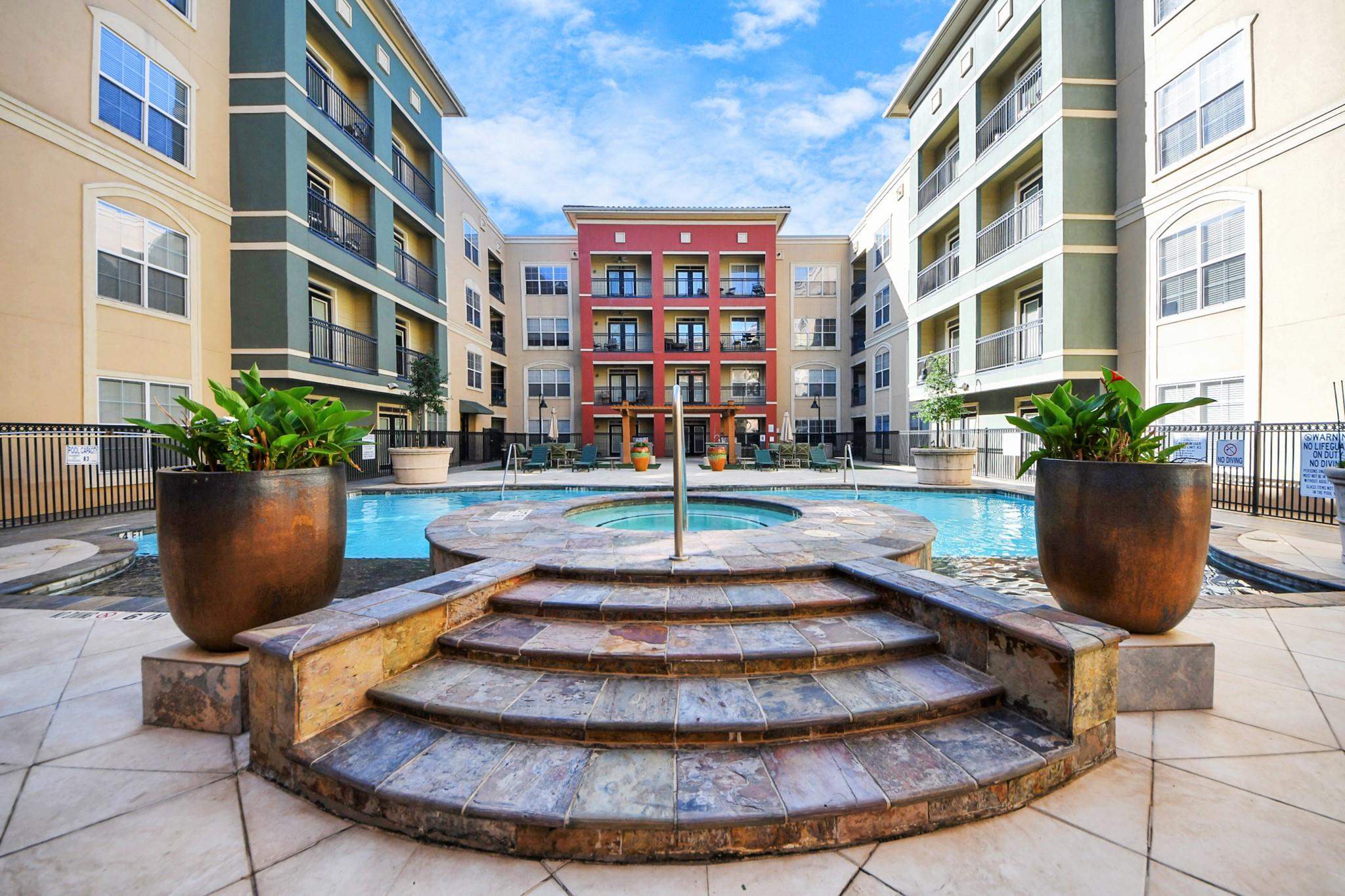 1711 Old Spanish Trl # 404, Houston, TX 77054