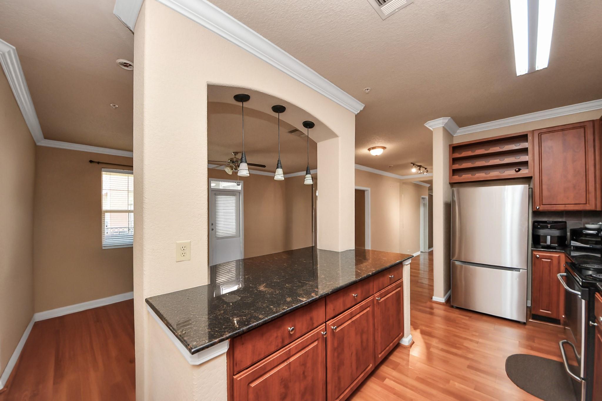 1711 Old Spanish Trl # 404, Houston, TX 77054