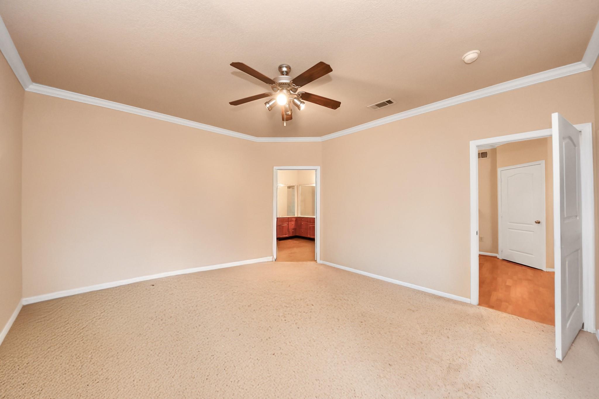 1711 Old Spanish Trl # 404, Houston, TX 77054