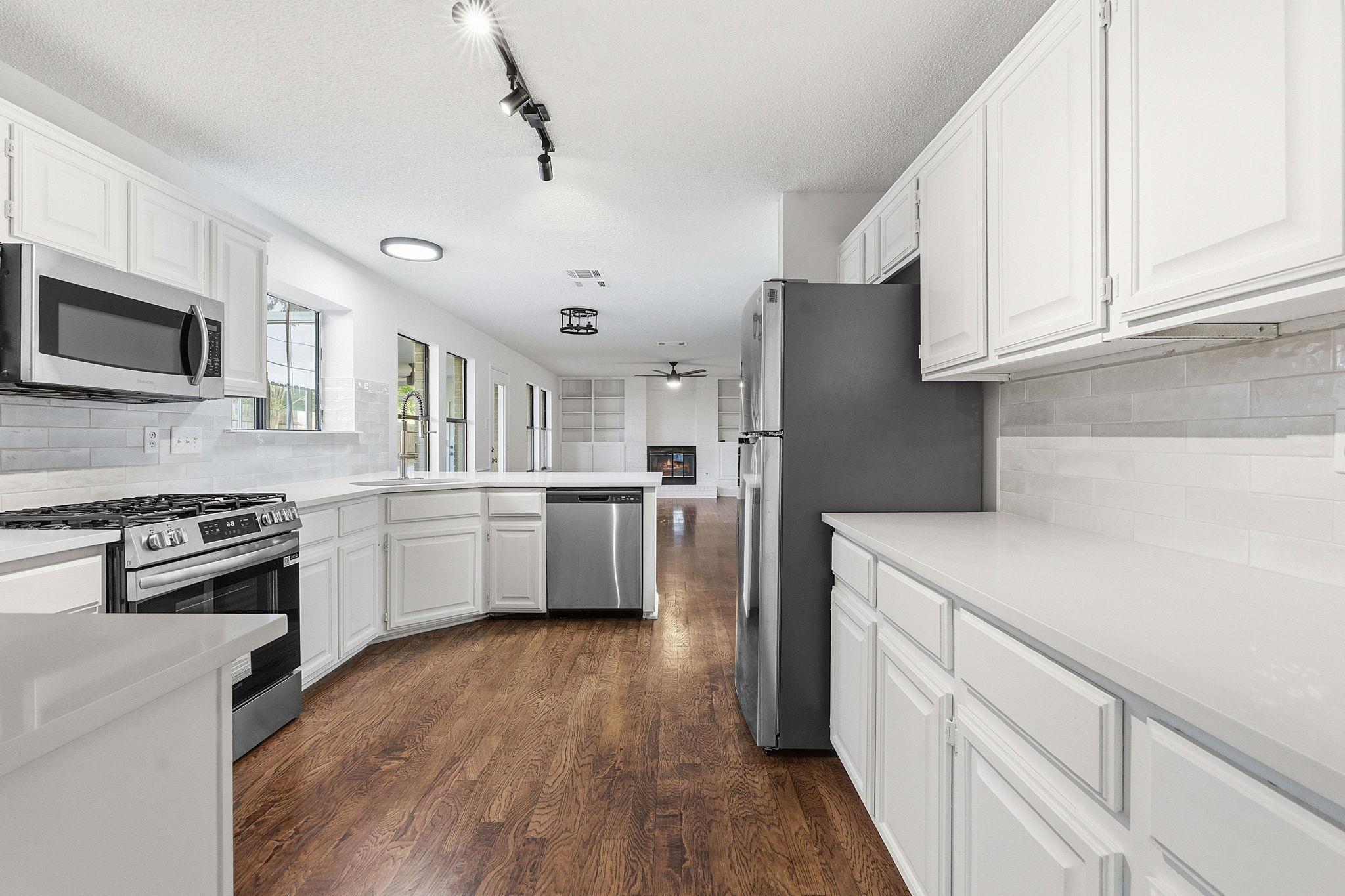 1106 Split Oak Cv, Pflugerville, TX 78660