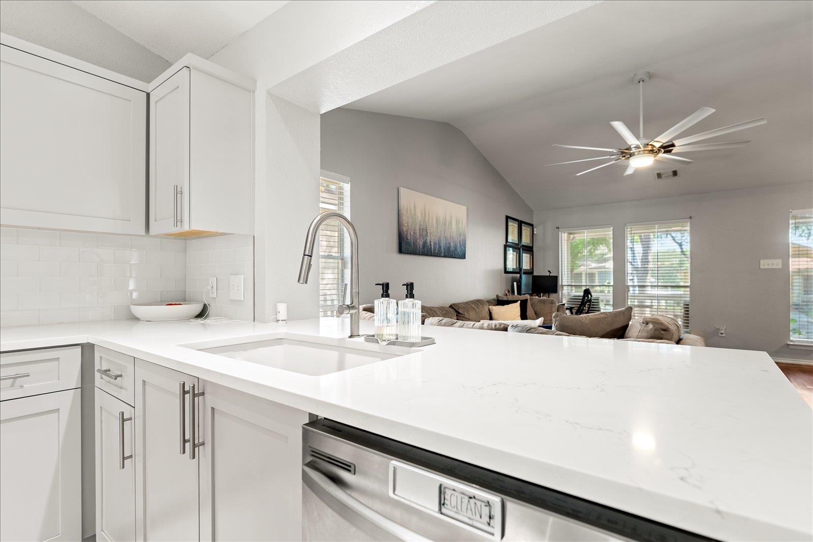 4456 Mather, Kyle, TX 78640