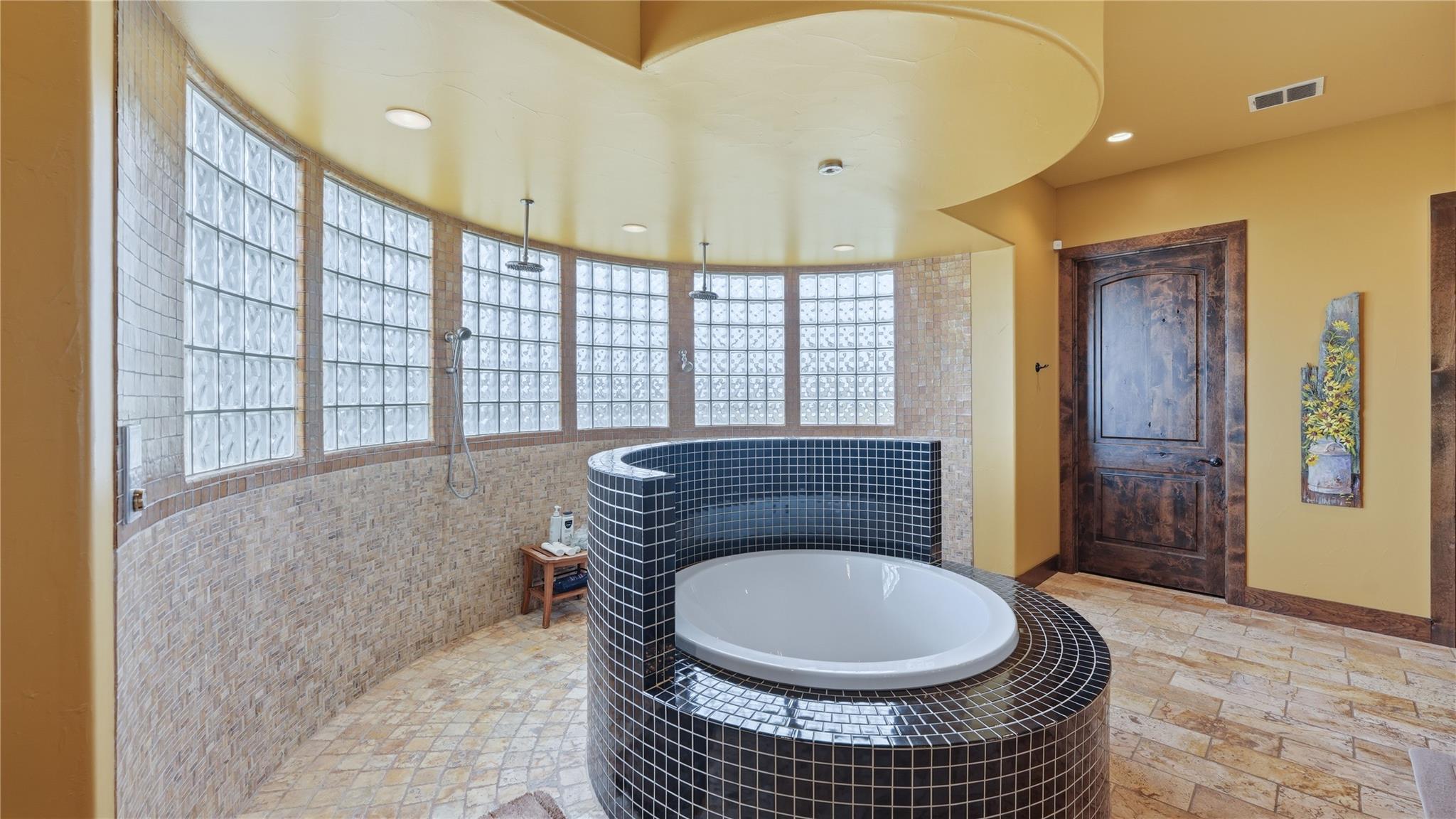 13661 E HIGHWAY 90, Kingsbury, TX 78638