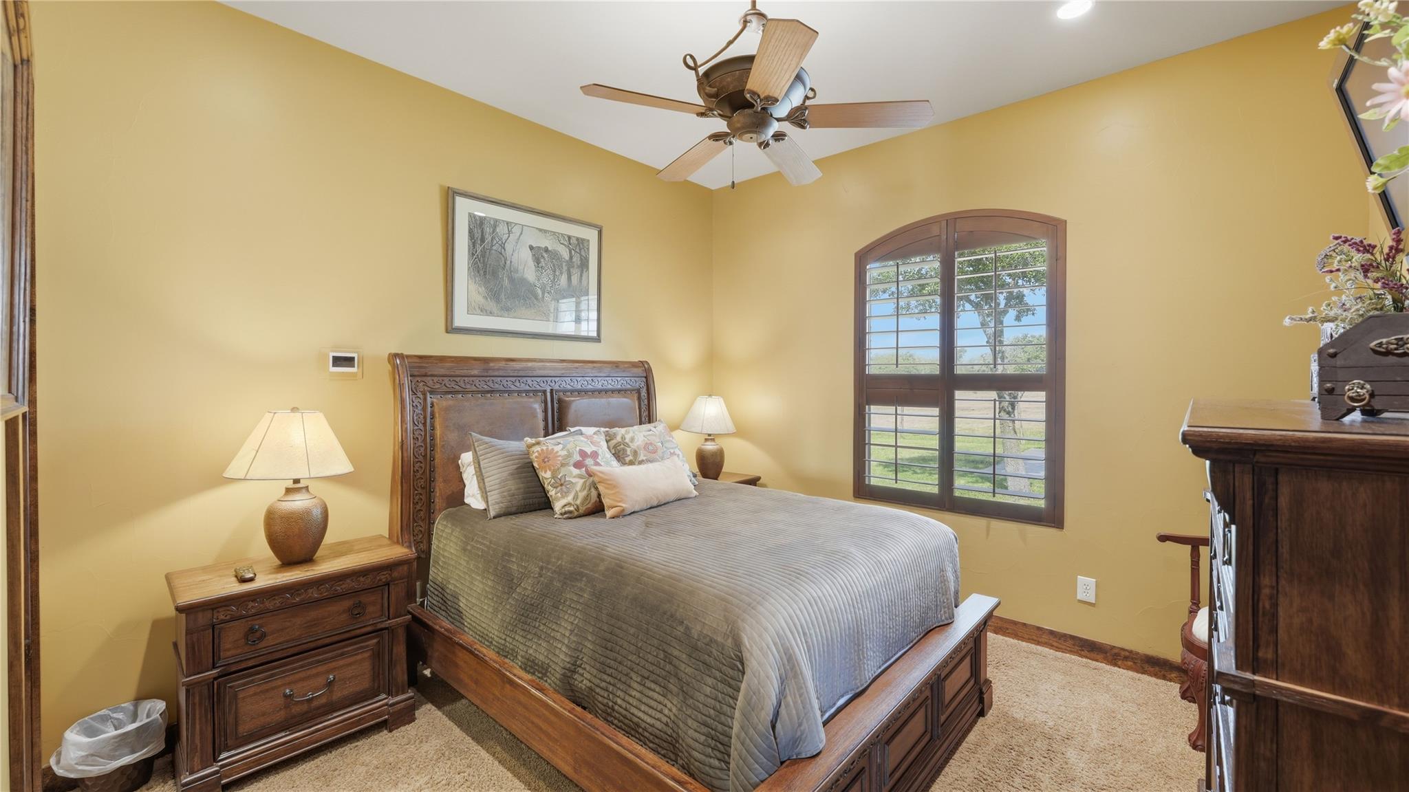 13661 E HIGHWAY 90, Kingsbury, TX 78638