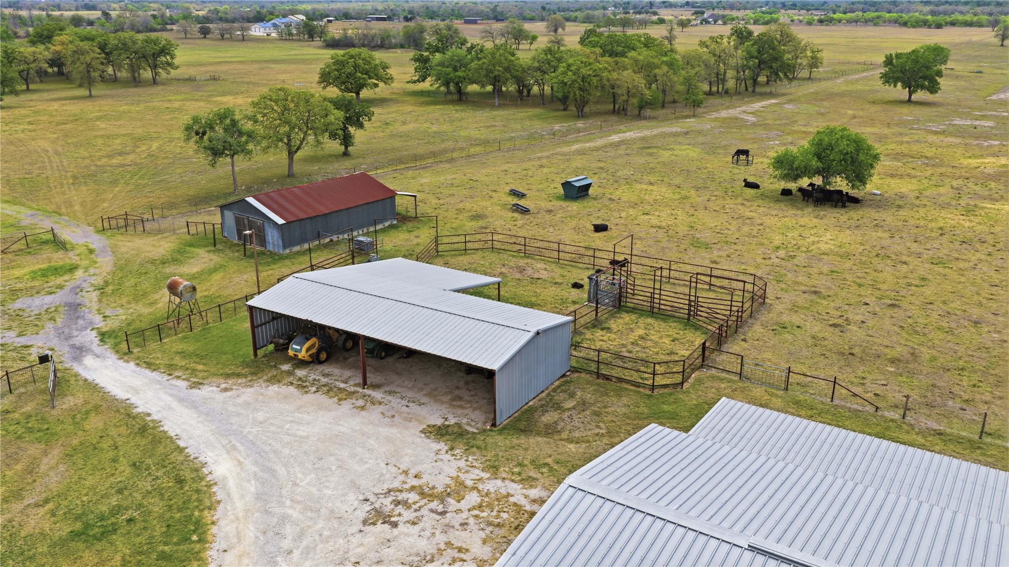 13661 E HIGHWAY 90, Kingsbury, TX 78638