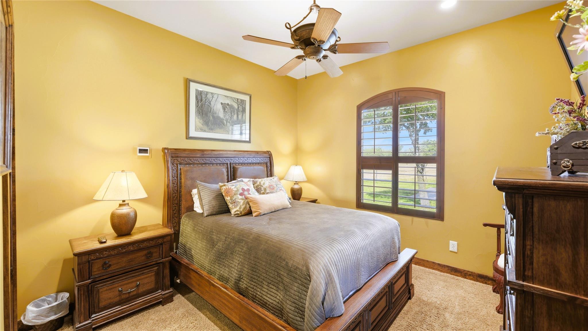 13661 E HIGHWAY 90, Kingsbury, TX 78638