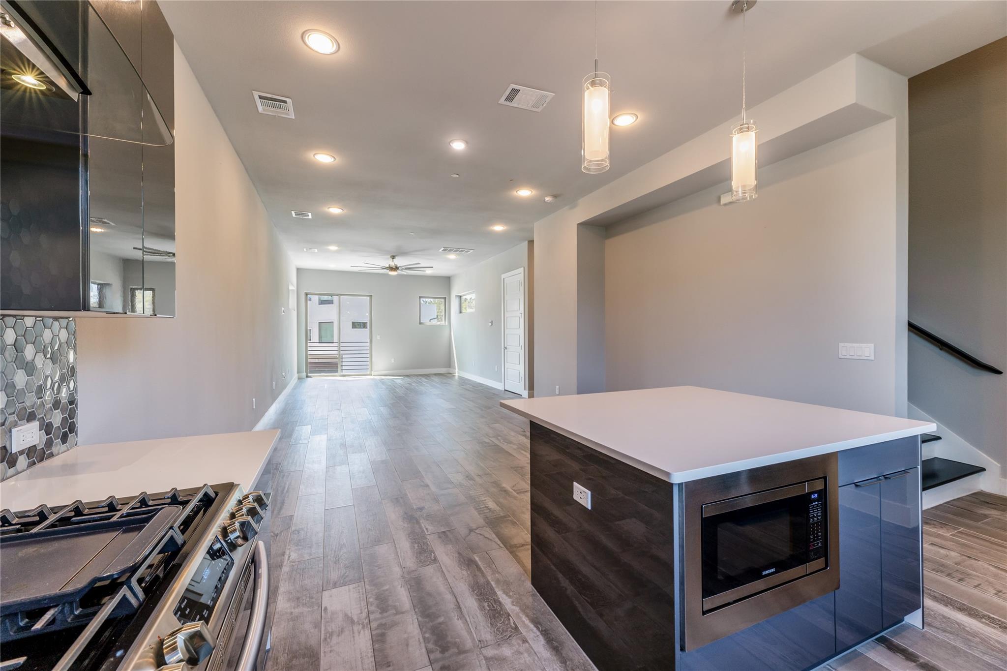 1417 Kramer Ln # 9, Austin, TX 78758