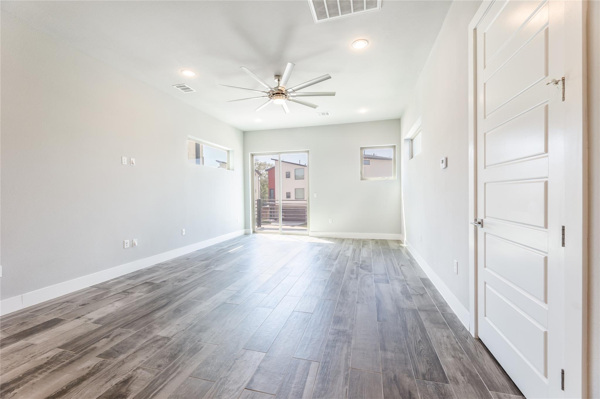 1417 Kramer Ln # 9, Austin, TX 78758