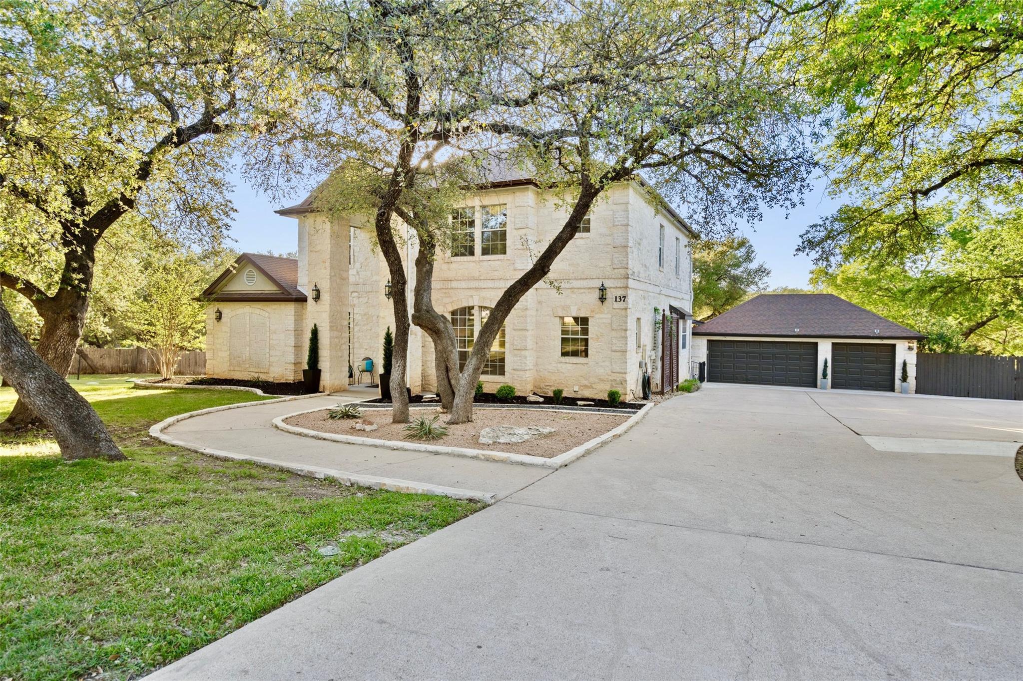 137 Roberts Cir, Georgetown, TX 78633