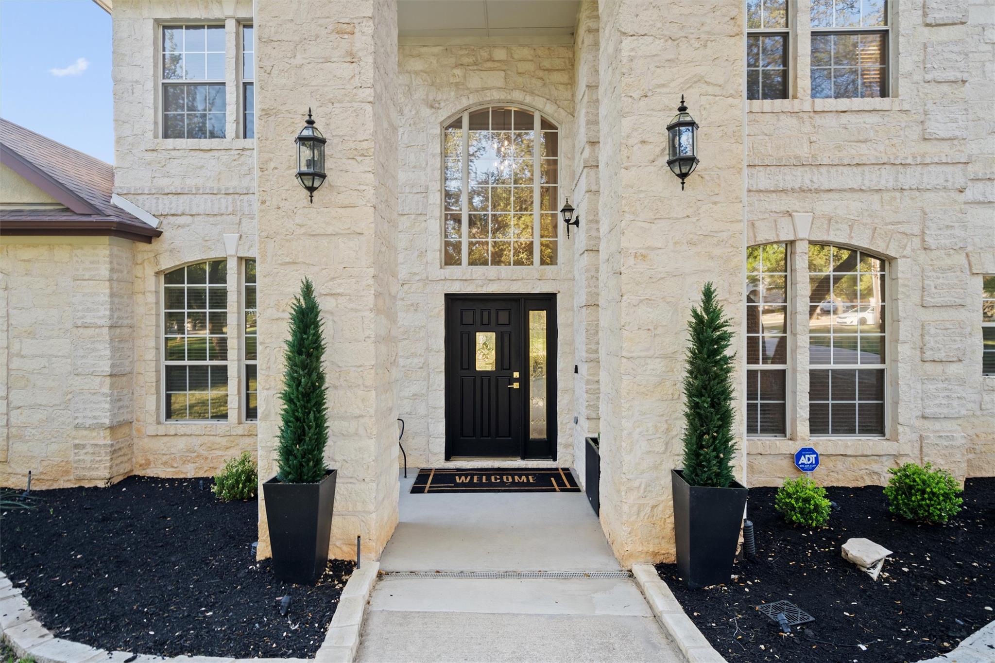 137 Roberts Cir, Georgetown, TX 78633