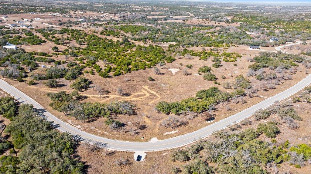 529 Skyline Dr, Blanco, TX 78606