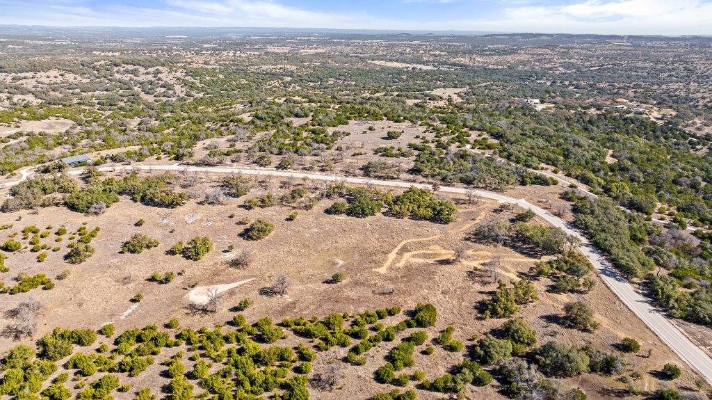 529 Skyline Dr, Blanco, TX 78606