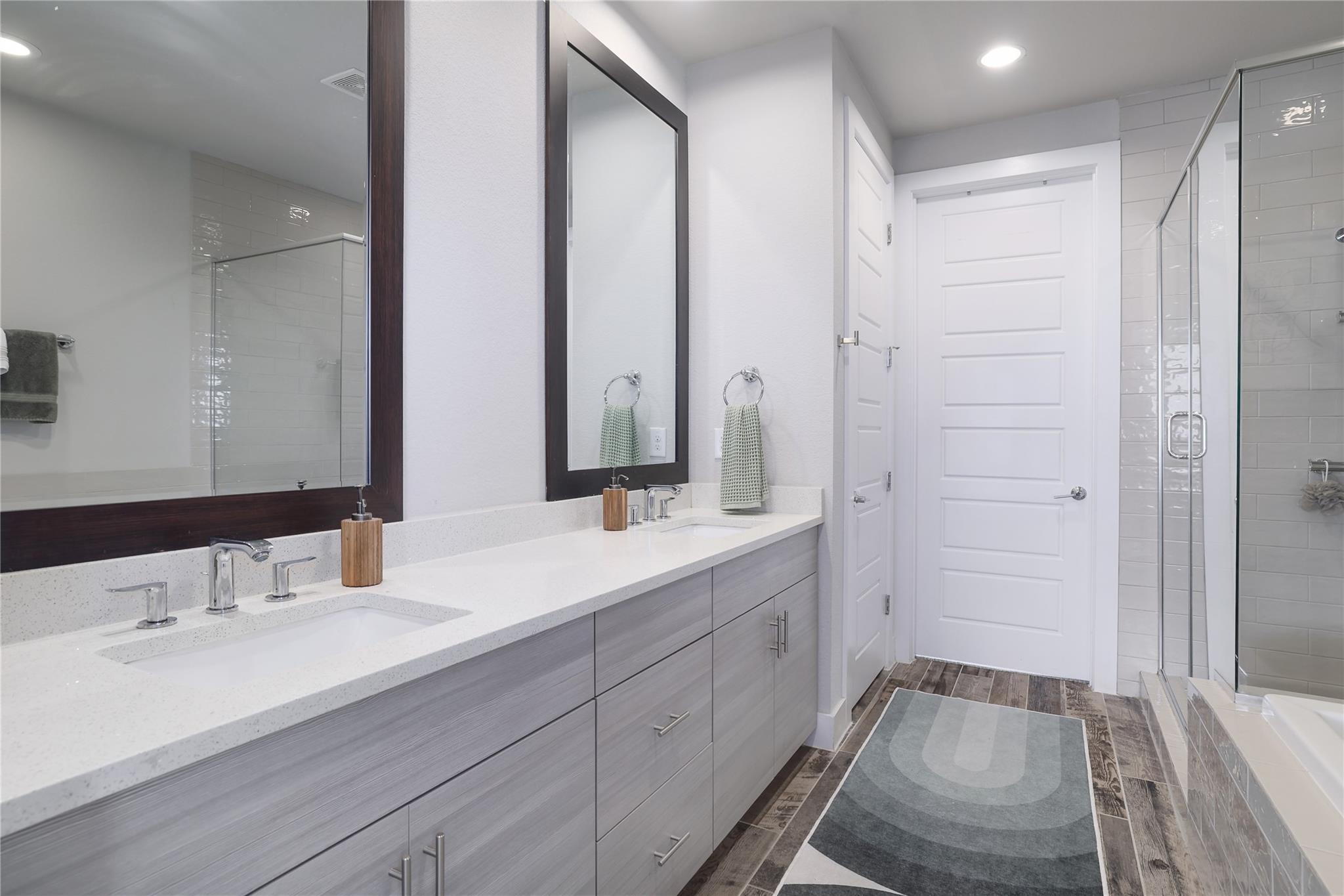 6021 Seville Dr, Austin, TX 78724