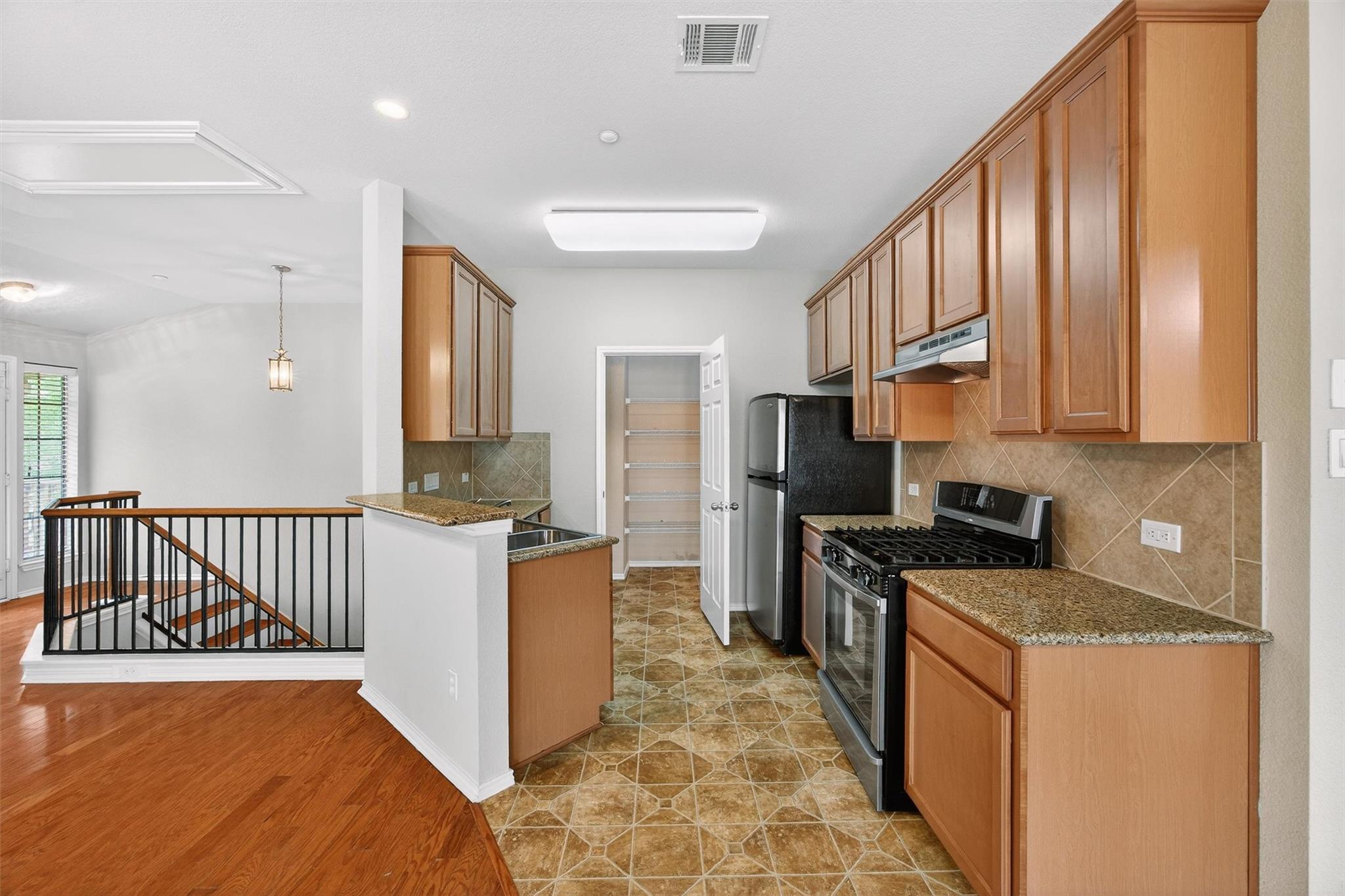 1310 W Parmer Ln # 6C/601, Austin, TX 78727