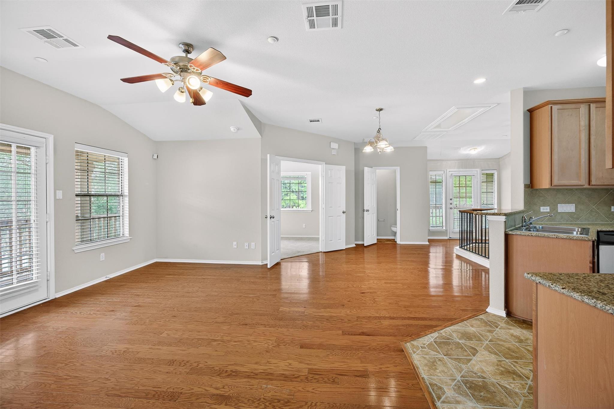 1310 W Parmer Ln # 6C/601, Austin, TX 78727