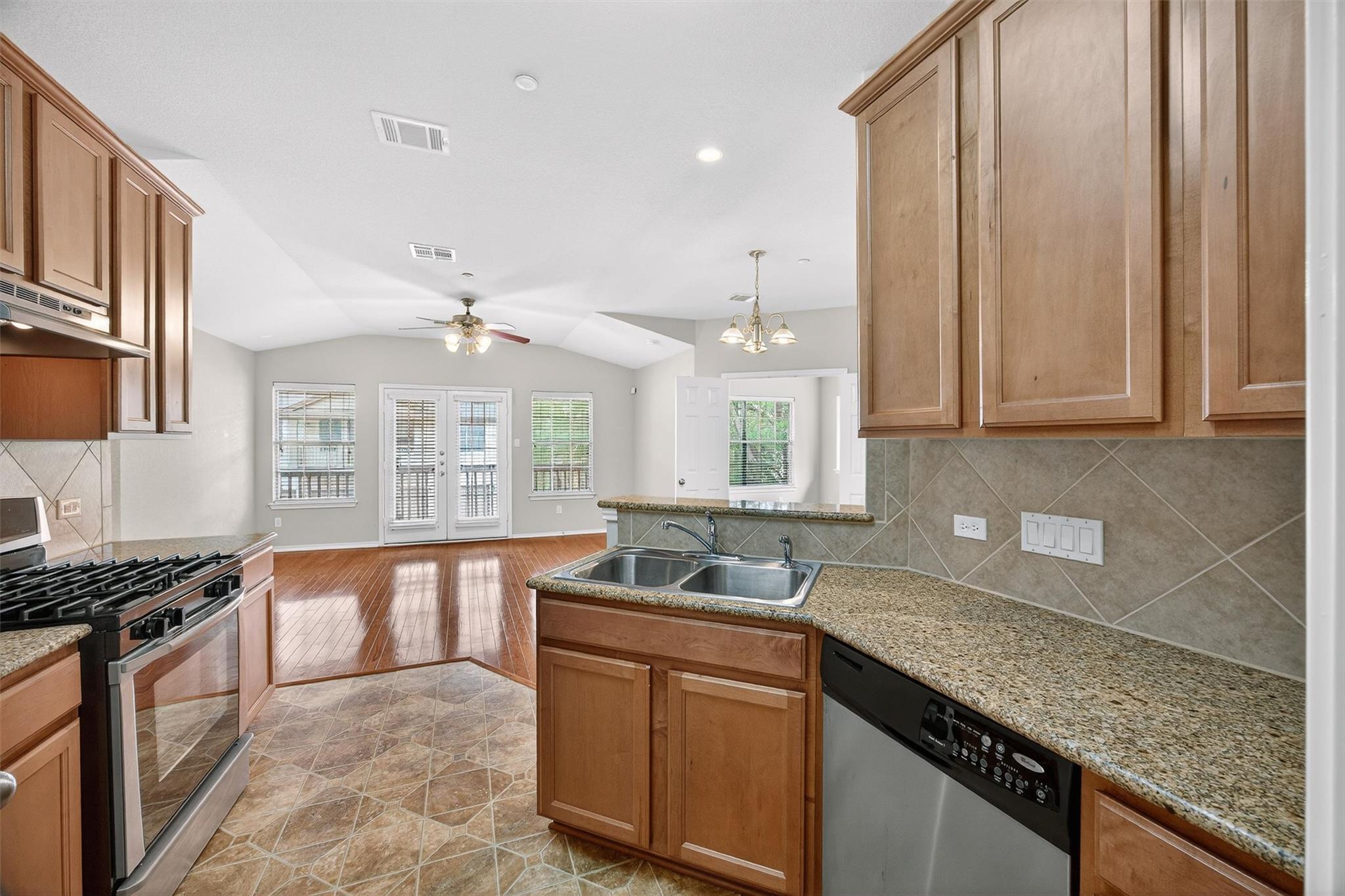 1310 W Parmer Ln # 6C/601, Austin, TX 78727