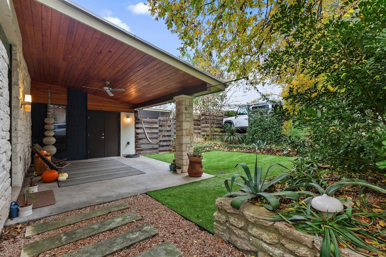 805 Cumberland Rd # B, Austin, TX 78704