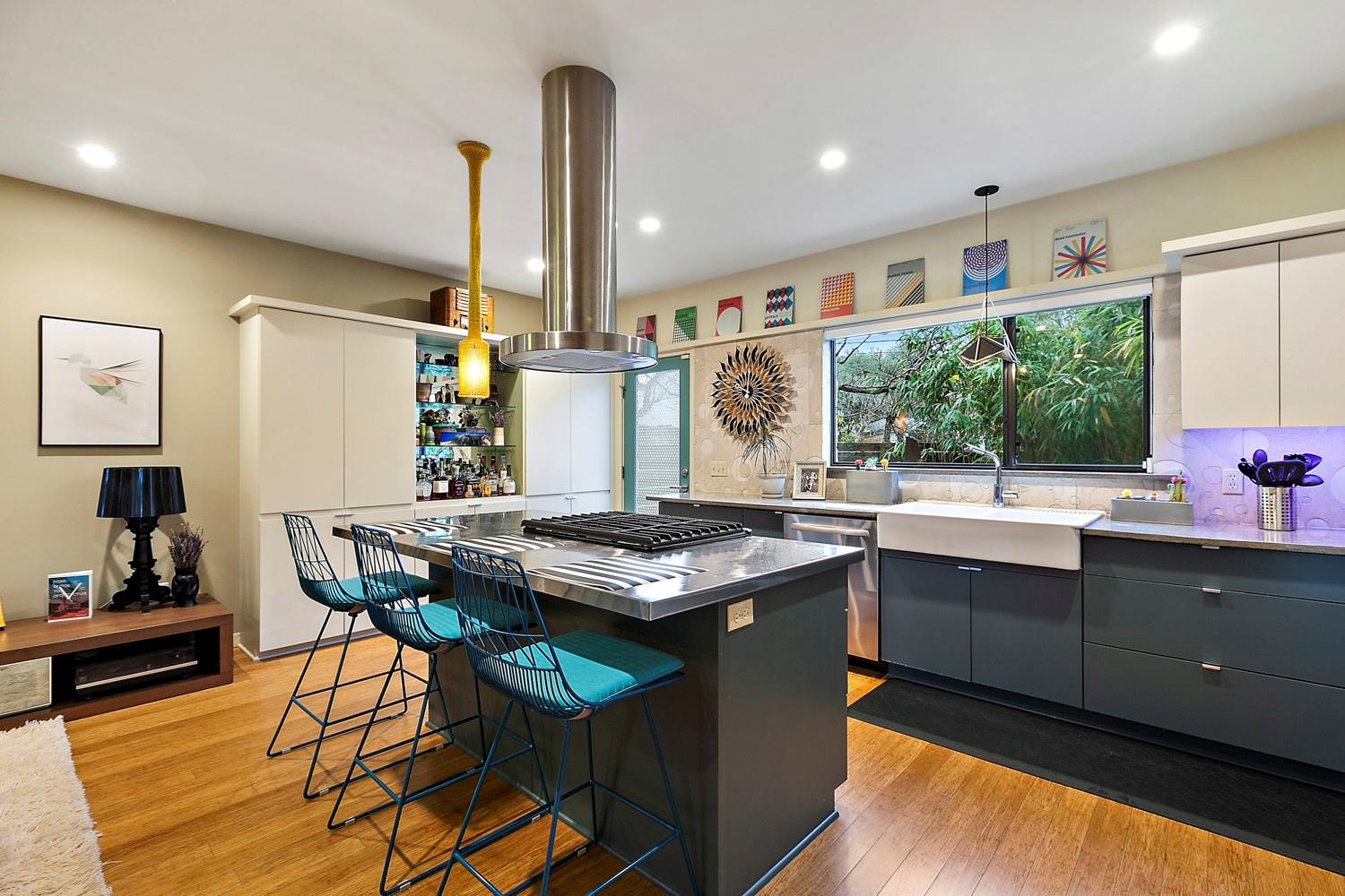 805 Cumberland Rd # B, Austin, TX 78704