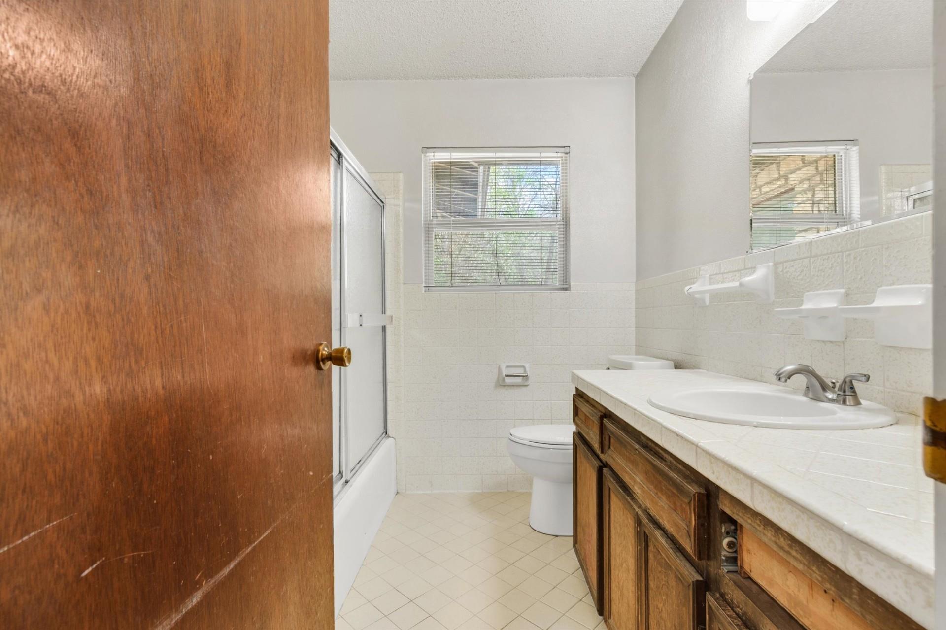 1608 Old Ranch Road 12 Rd, San Marcos, TX 78666