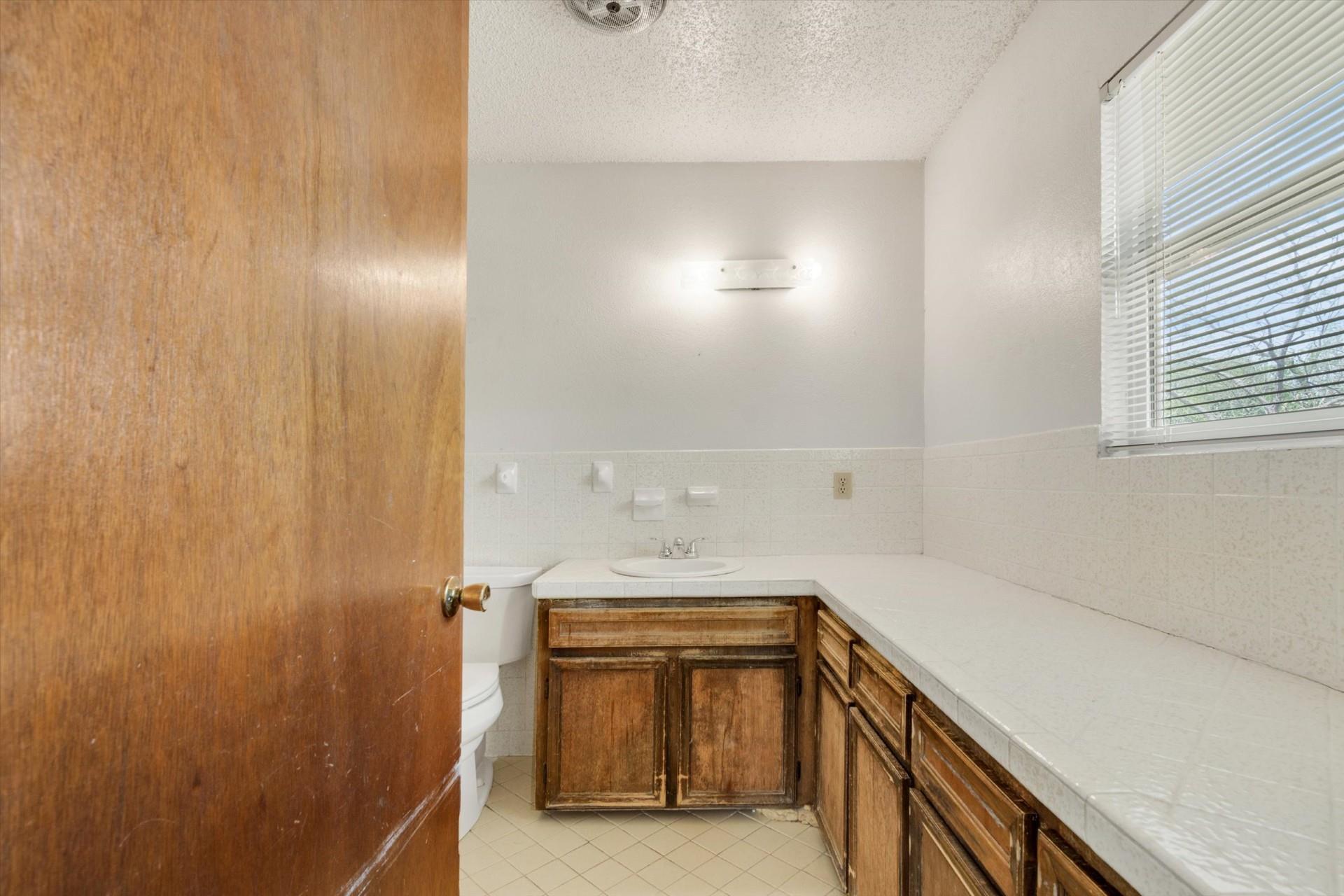 1608 Old Ranch Road 12 Rd, San Marcos, TX 78666