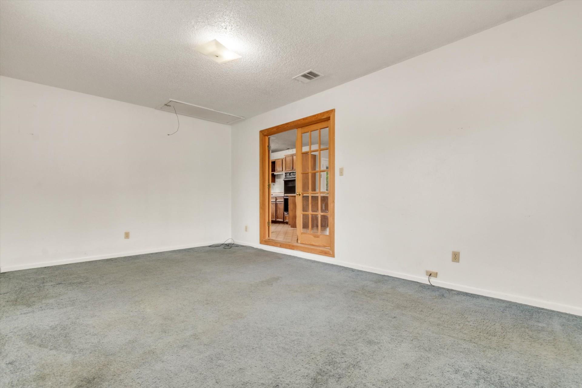 1608 Old Ranch Road 12 Rd, San Marcos, TX 78666