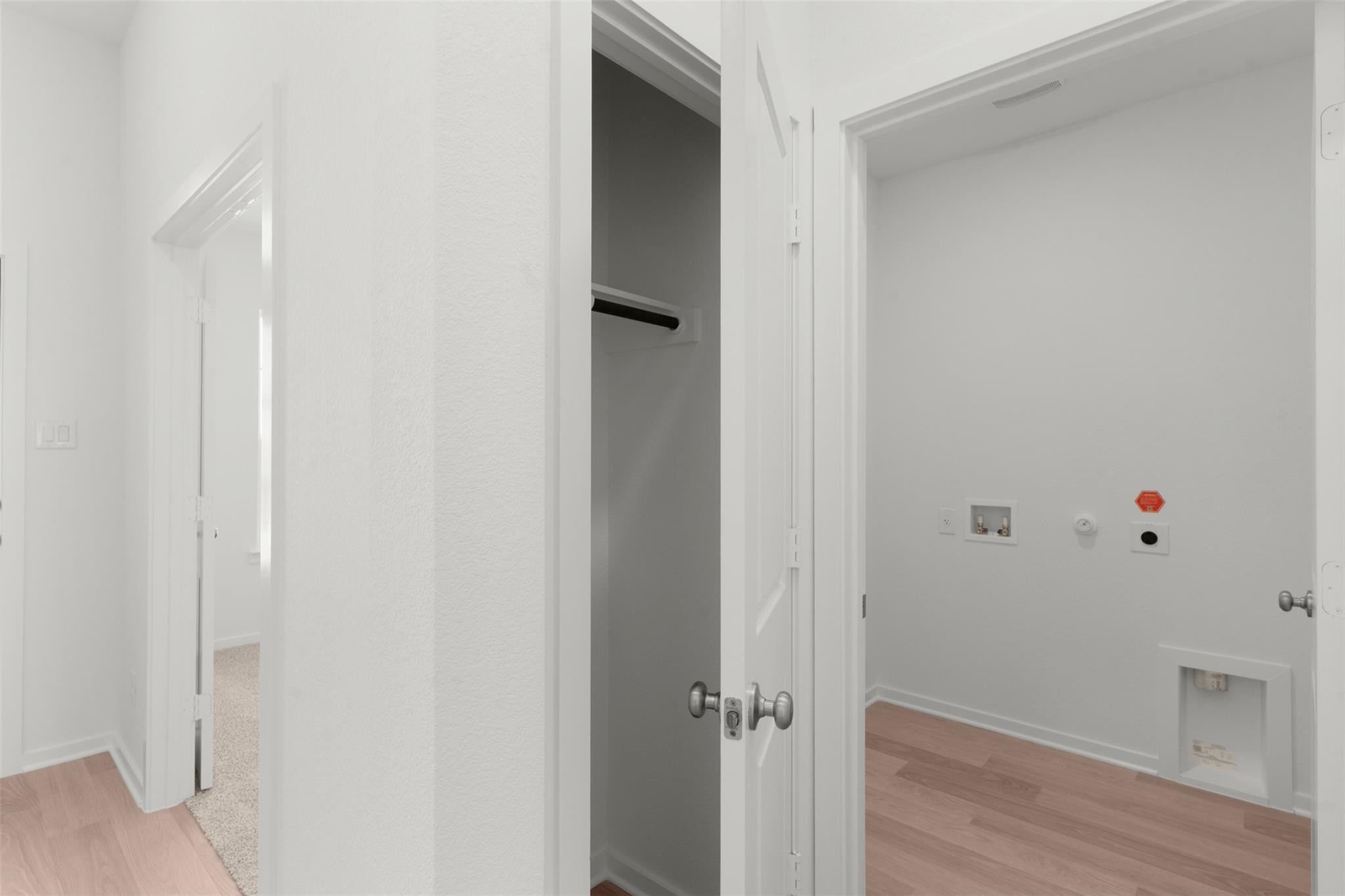 25601 Flora Bella Ln, Elgin, TX 78621