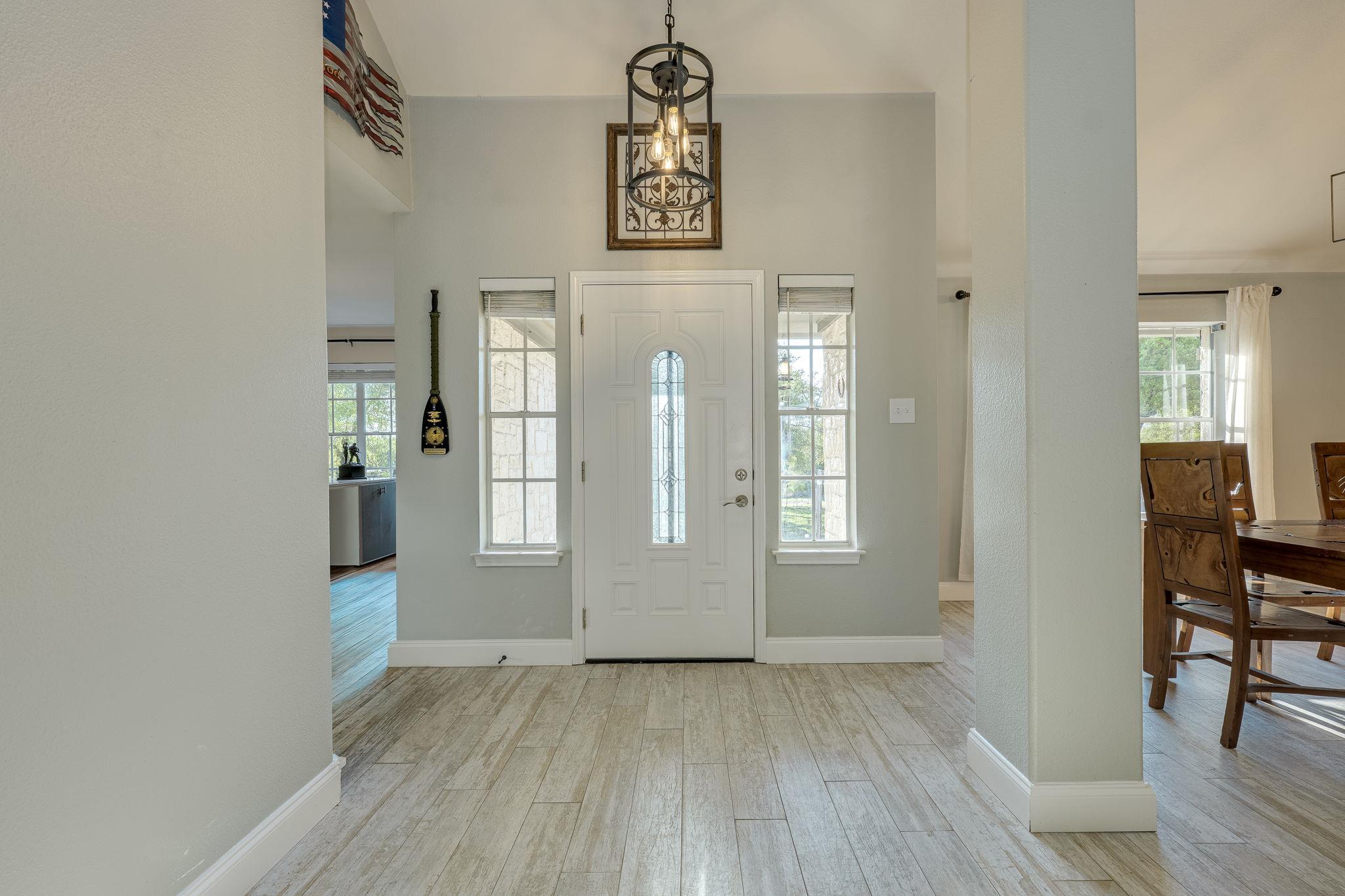 500 Madrone Ranch Trl, Dripping Springs, TX 78620