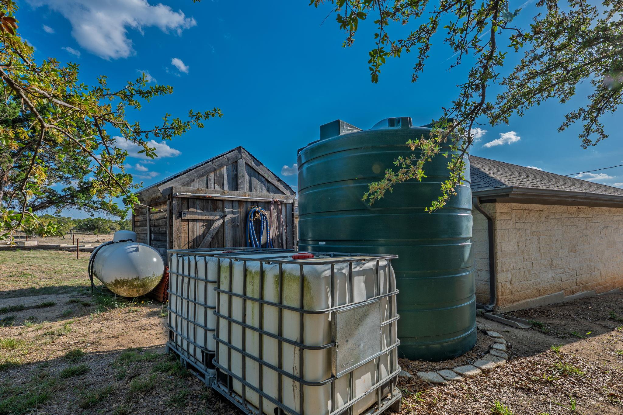 500 Madrone Ranch Trl, Dripping Springs, TX 78620