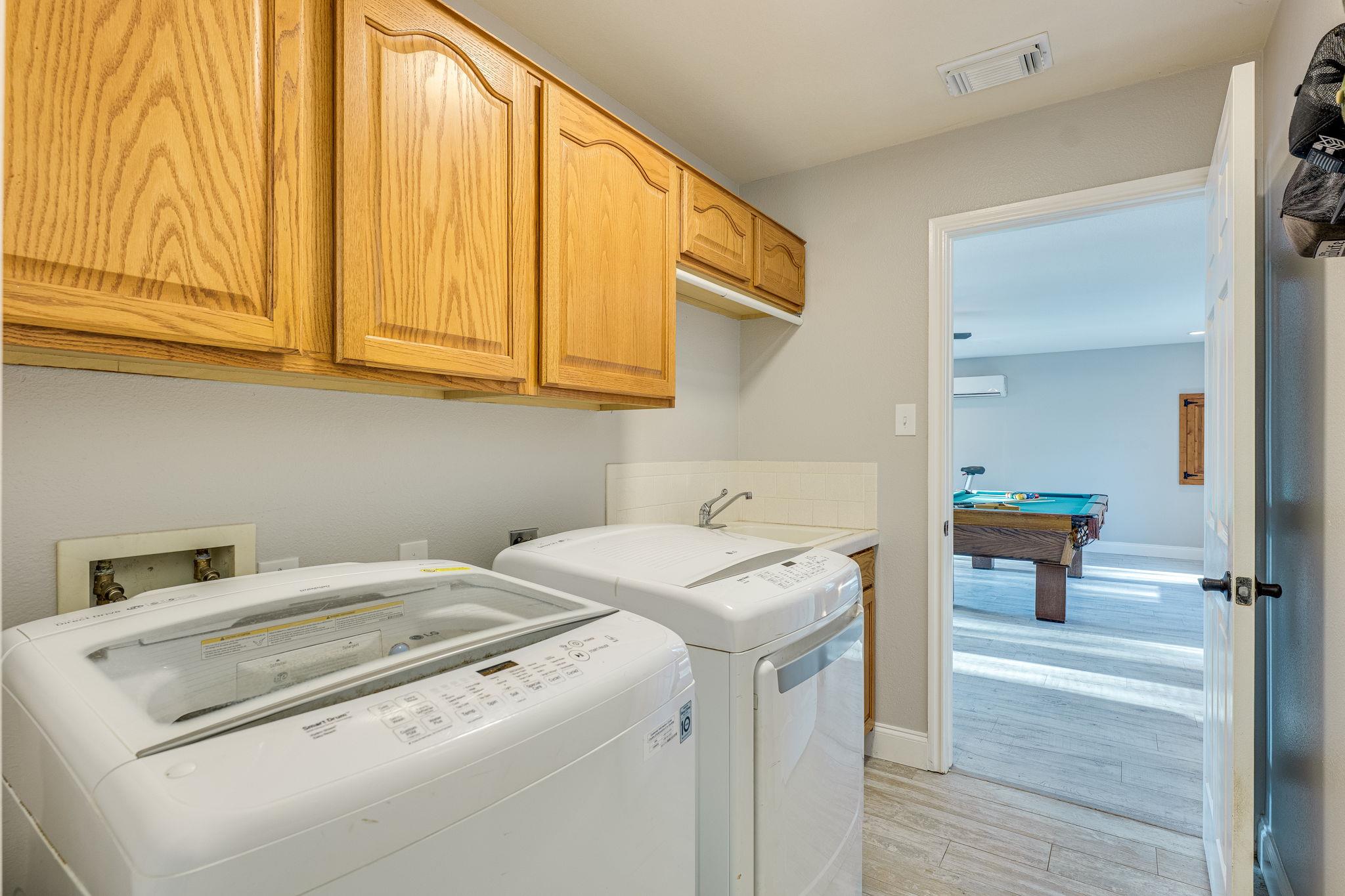 500 Madrone Ranch Trl, Dripping Springs, TX 78620