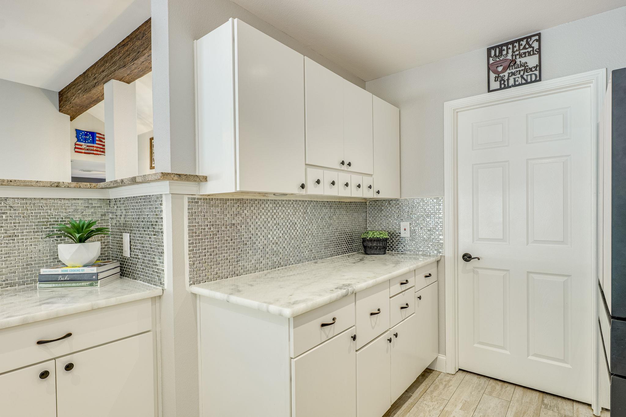 500 Madrone Ranch Trl, Dripping Springs, TX 78620