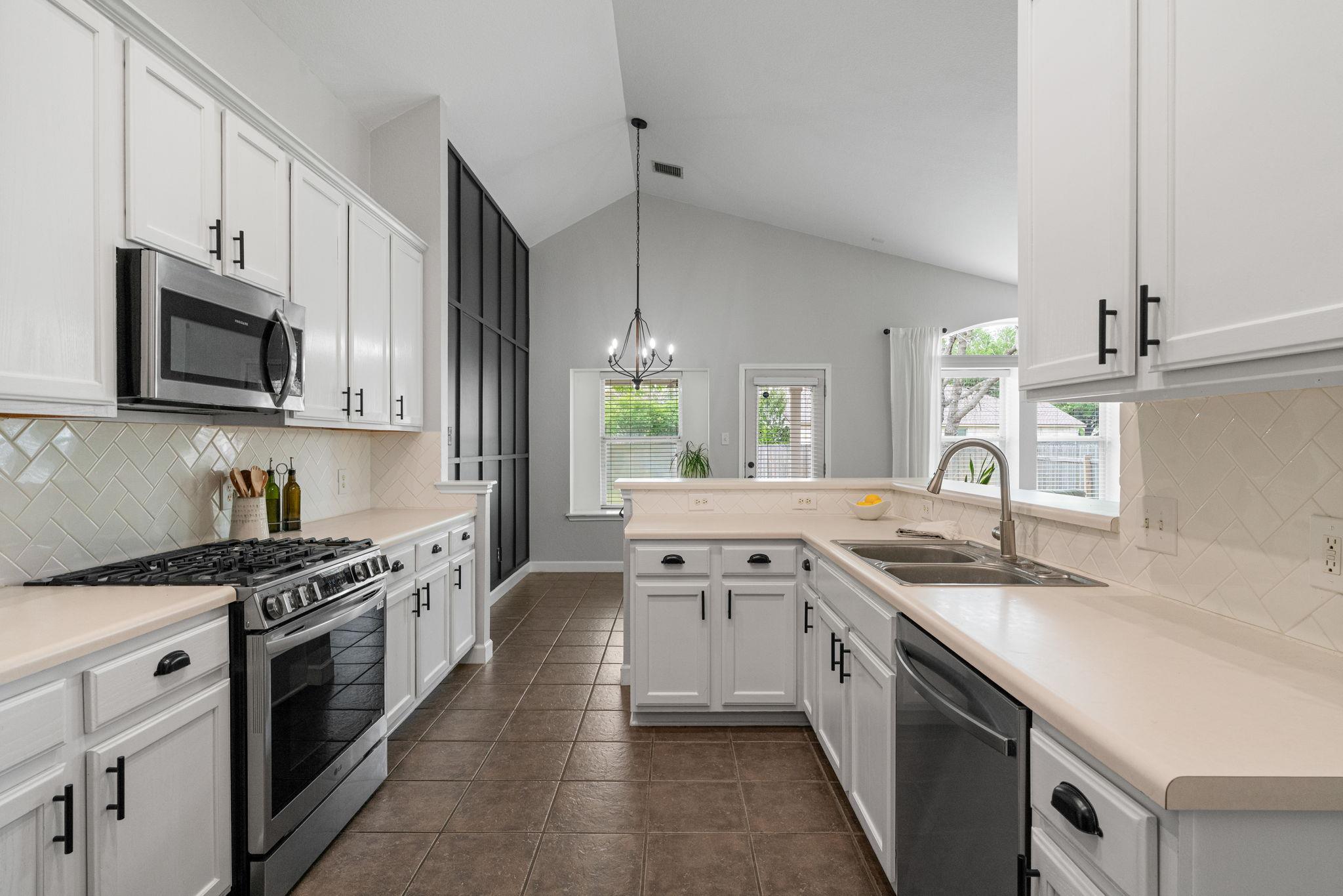 3408 Campanella Dr, Round Rock, TX 78665